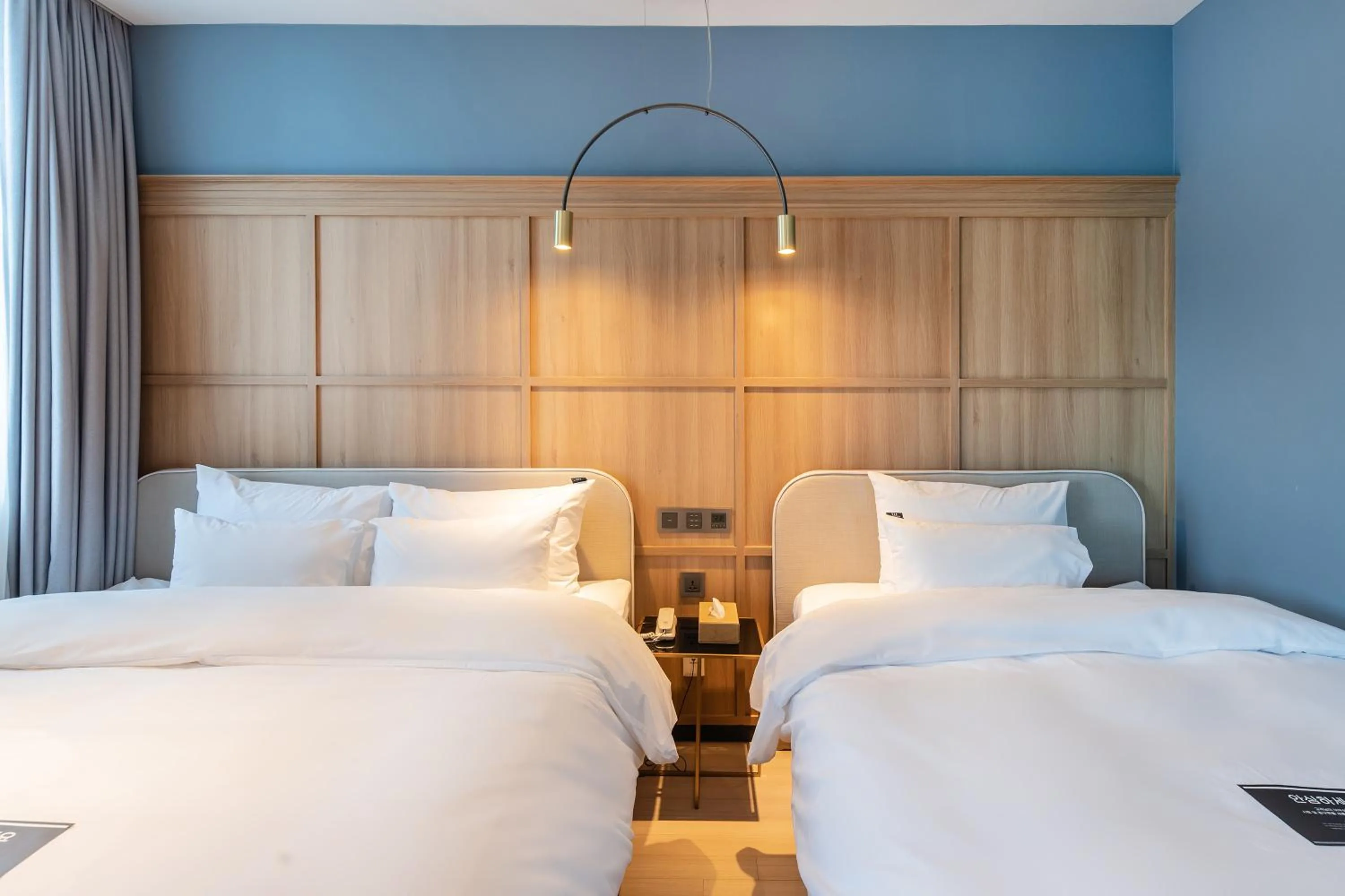 Bed in H Avenue Gwanganri Beach