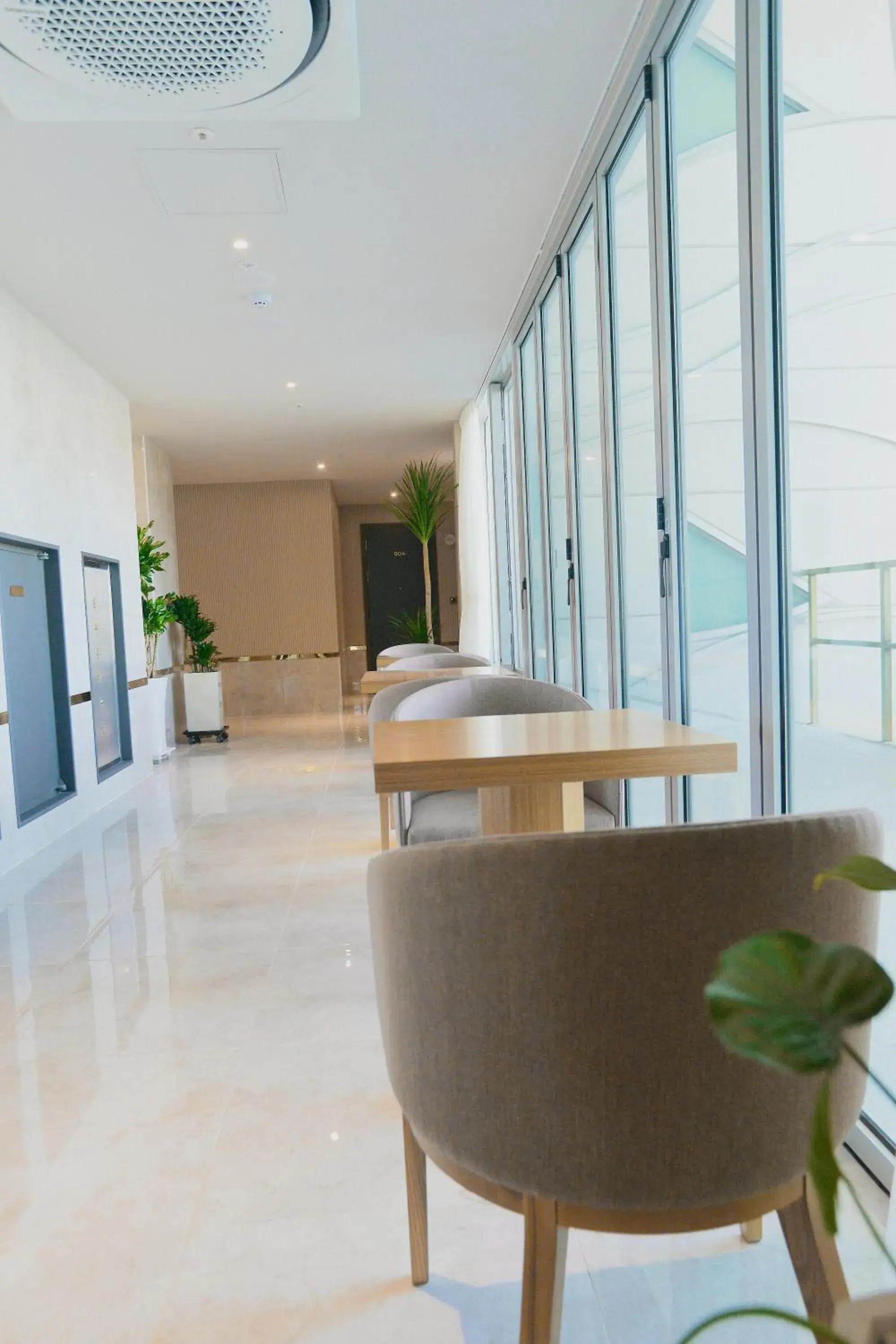 Restaurant/places to eat in H Avenue Gwanganri Beach Restaurant/places to eat in H Avenue Gwanganri Beach