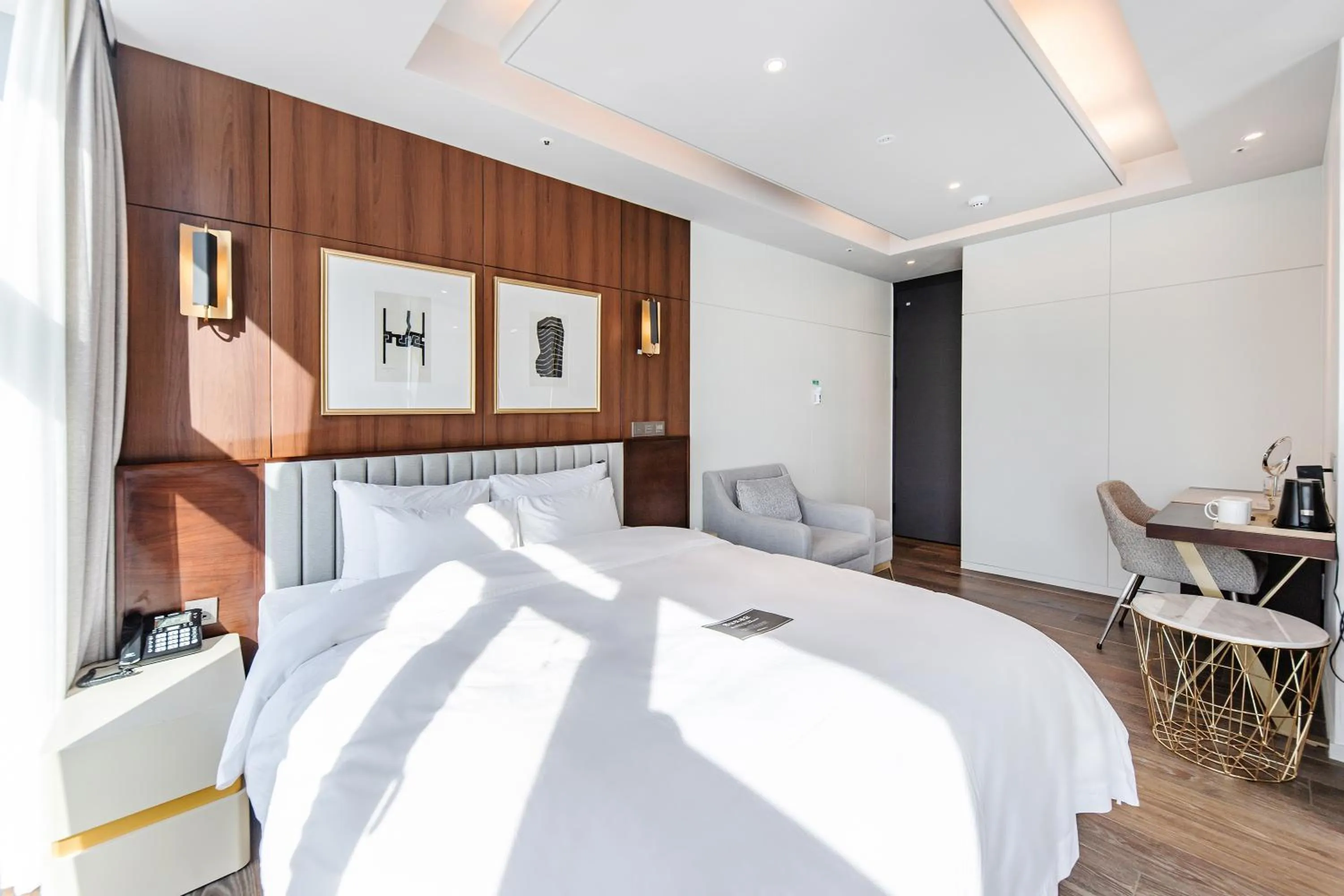 Bedroom, Bed in H Avenue Gwanganri Beach