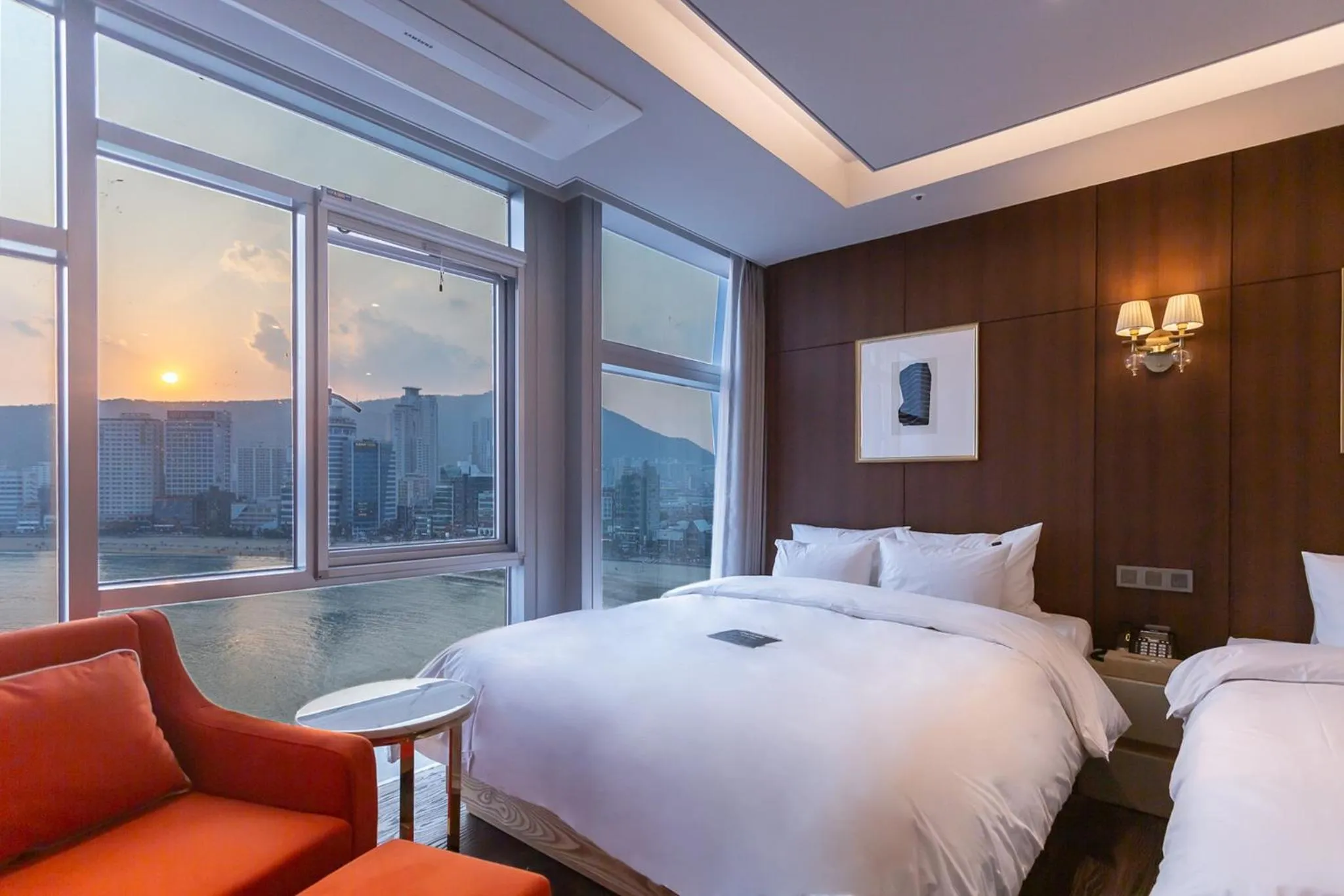 Bed in H Avenue Gwanganri Beach