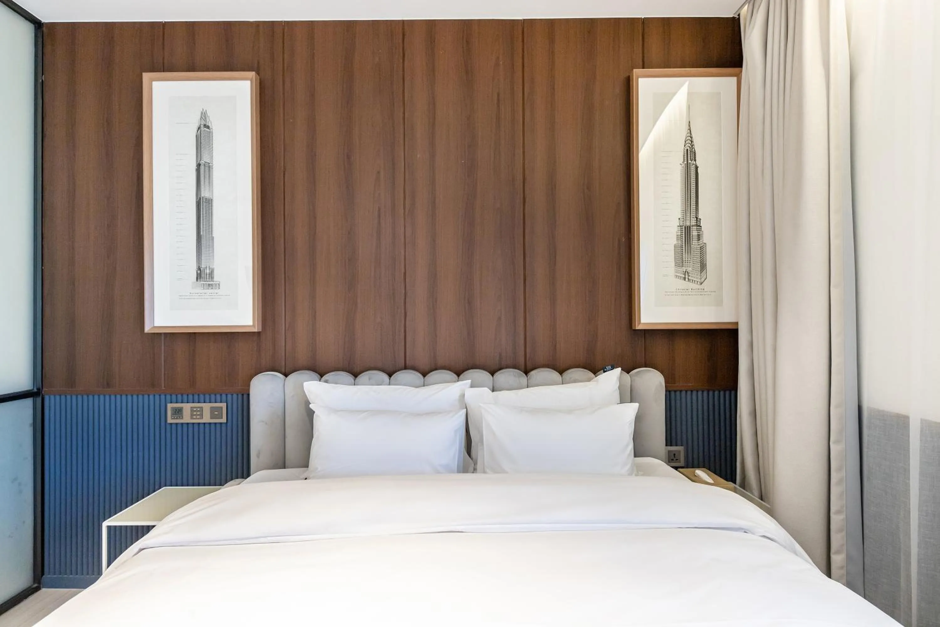 Bed in H Avenue Gwanganri Beach