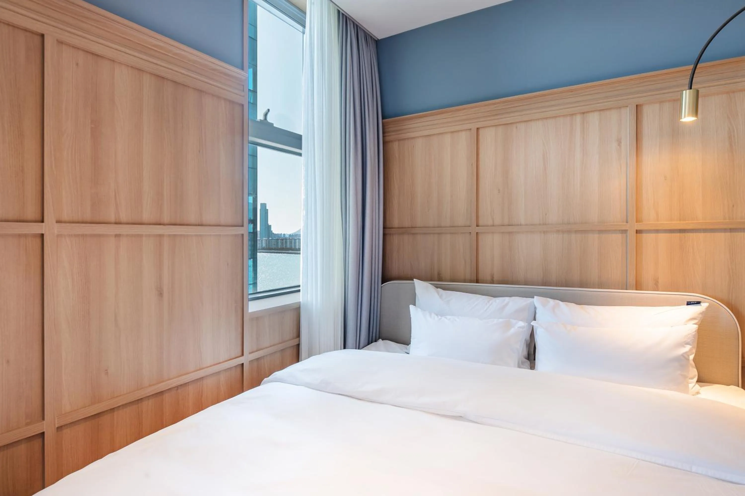 Bed in H Avenue Gwanganri Beach