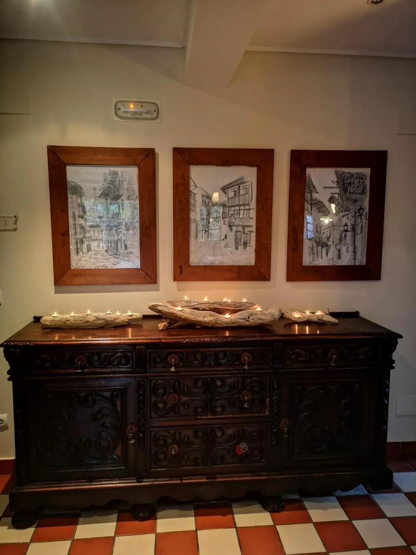 Lobby or reception in Hospederia Santillana