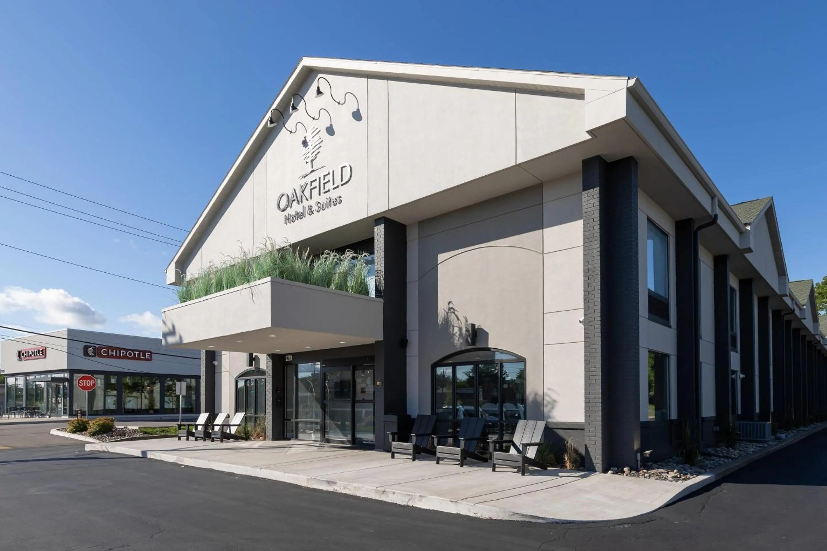 Property building in Oakfield Hotel & Suites, an Ascend Collection Hotel
