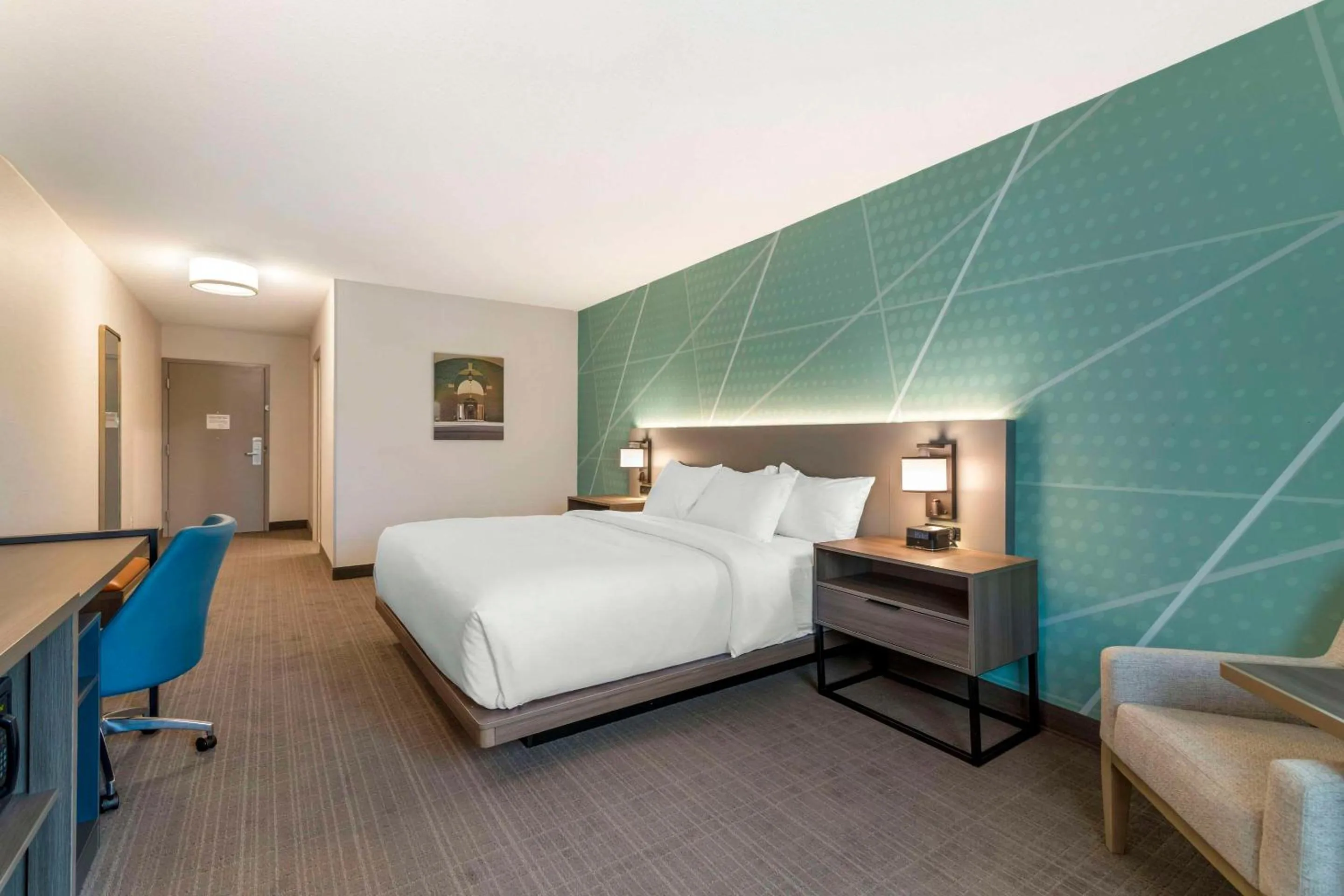 Bedroom, Bed in Comfort Inn & Suites Saratoga Springs