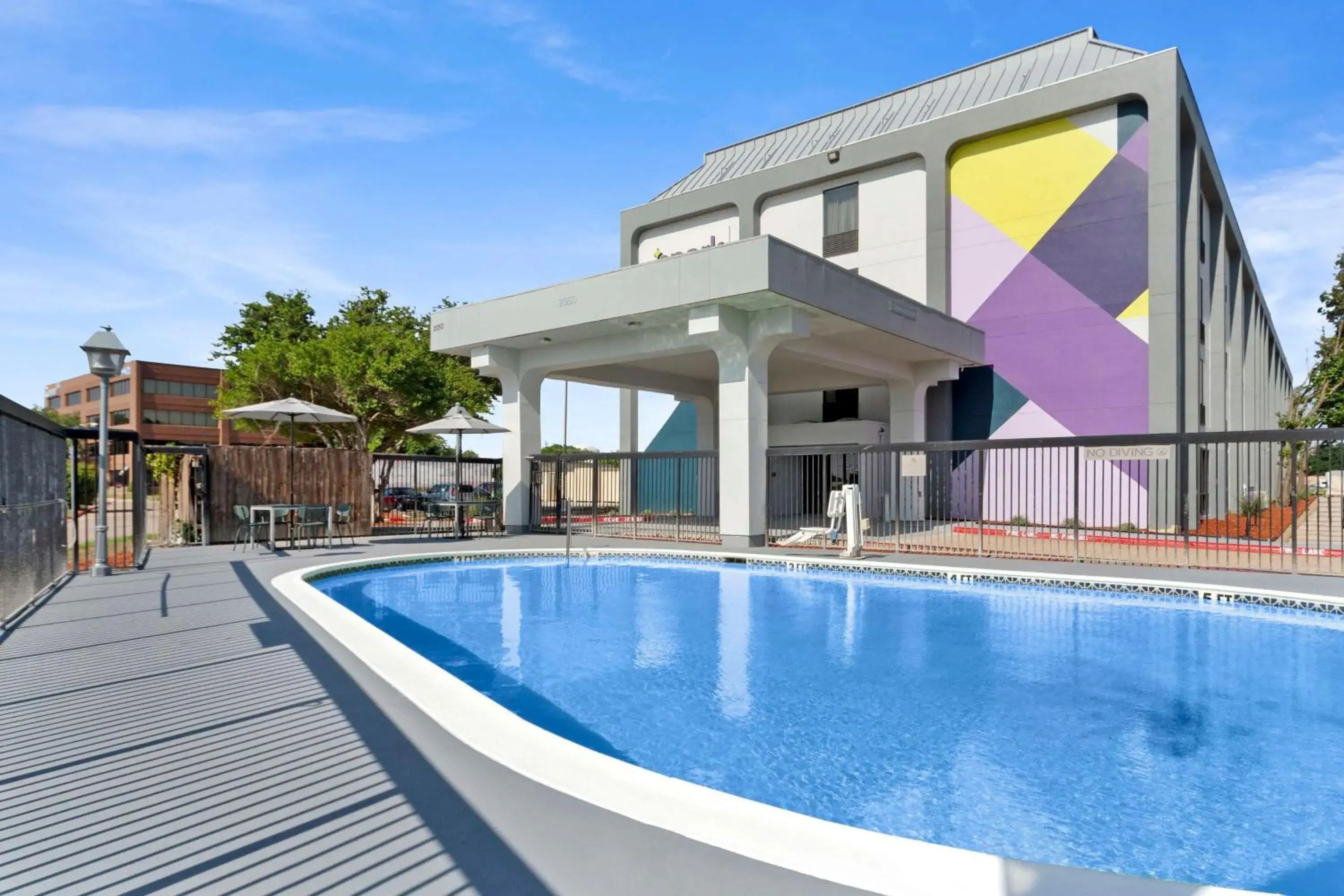 Spa and wellness centre/facilities in Spark By Hilton Grand Prairie Spa and wellness centre/facilities in Spark By Hilton Grand Prairie