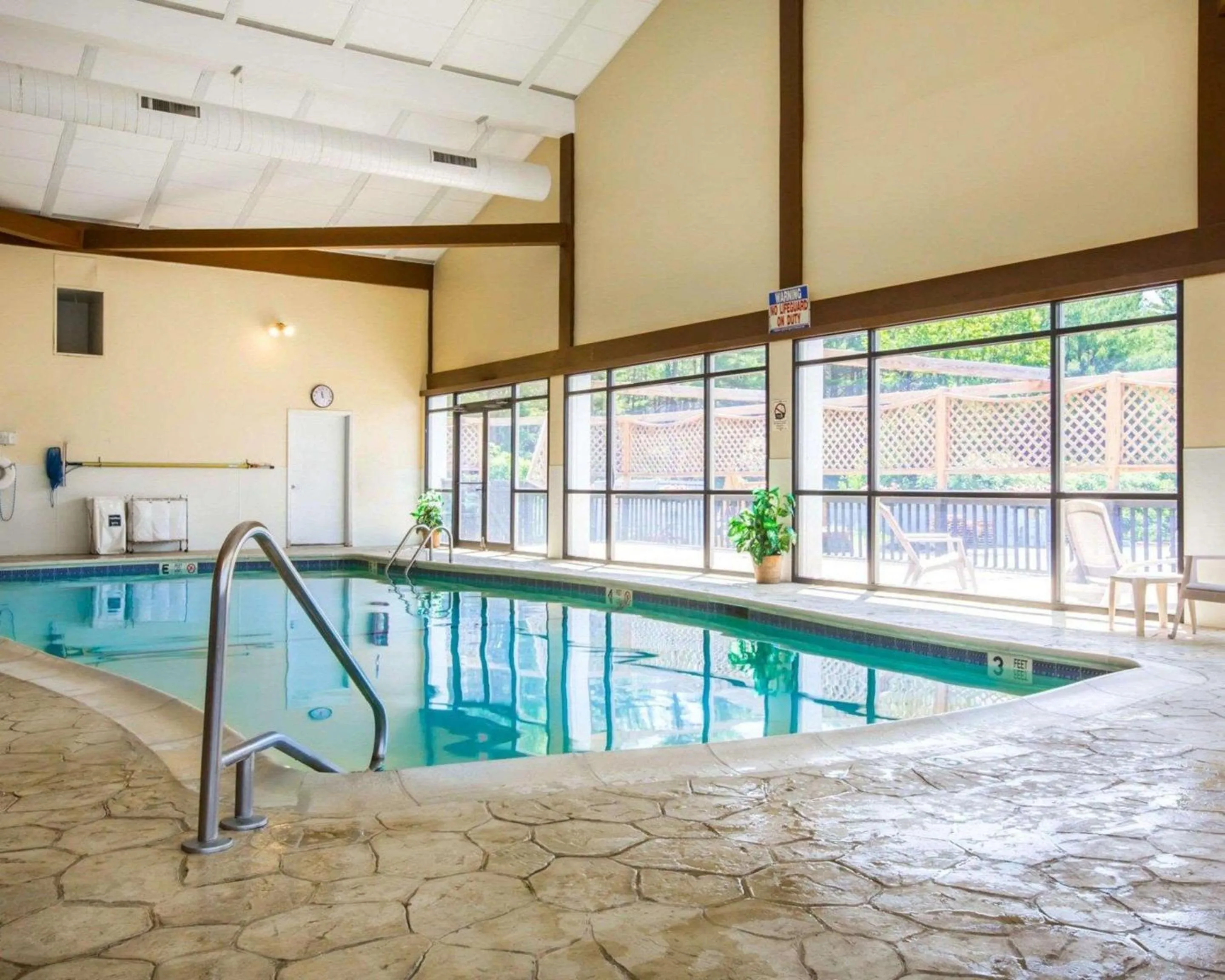 Swimming pool in Clarion Inn &amp; Suites at the Outlets of Lake George