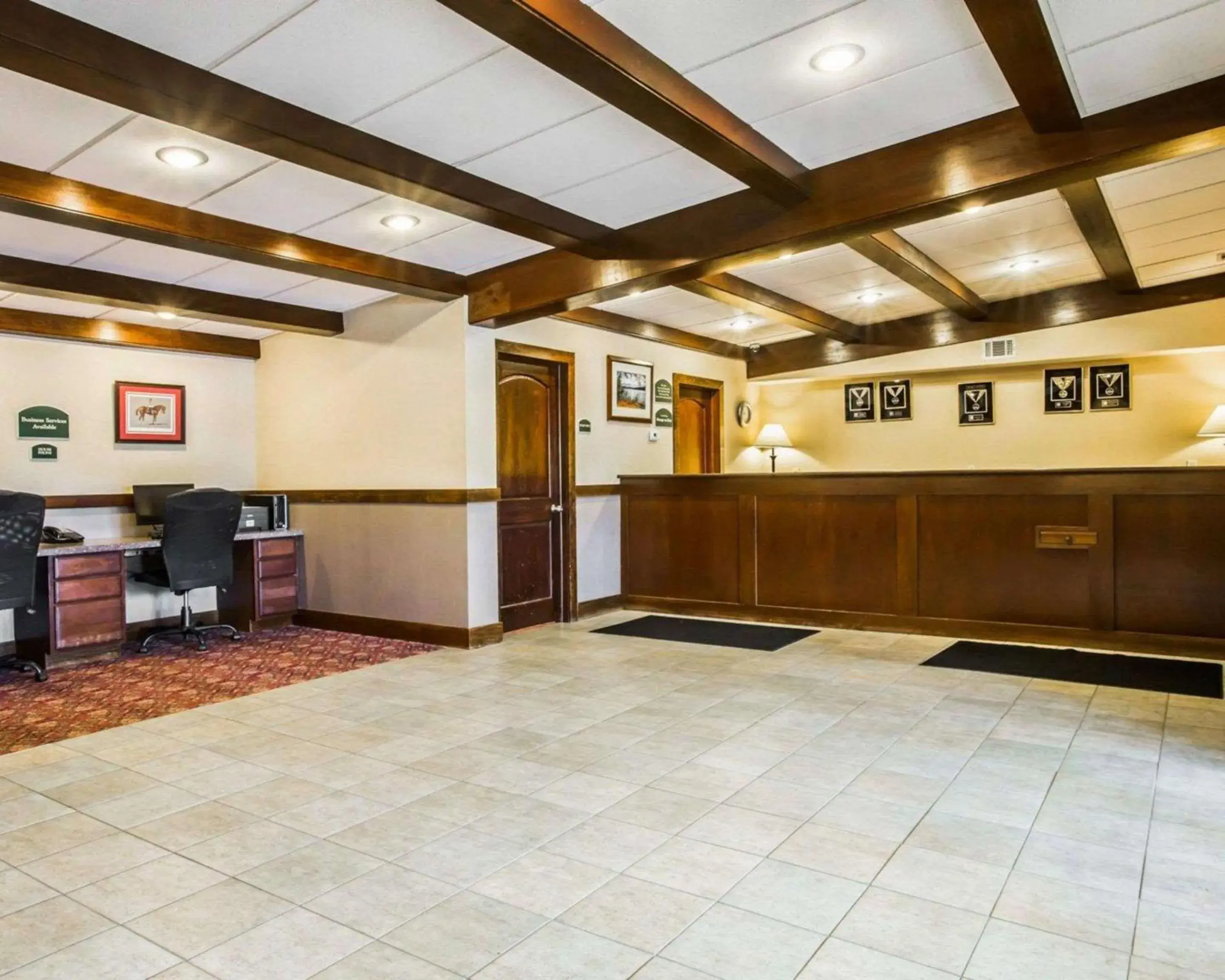 Lobby or reception in Clarion Inn & Suites at the Outlets of Lake George Lobby or reception in Clarion Inn & Suites at the Outlets of Lake George