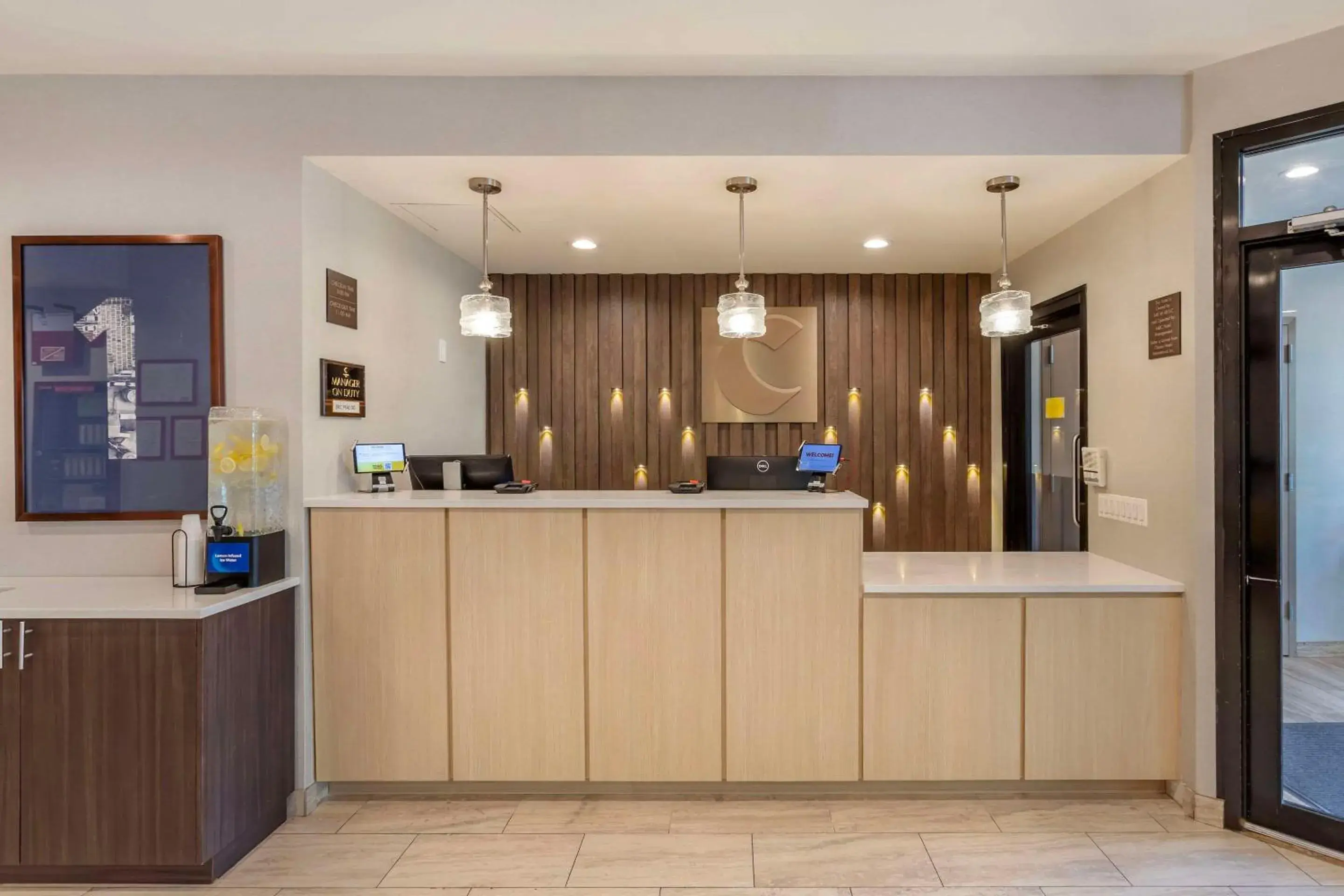 Lobby or reception in Comfort Inn Manhattan - Midtown West Lobby or reception in Comfort Inn Manhattan - Midtown West