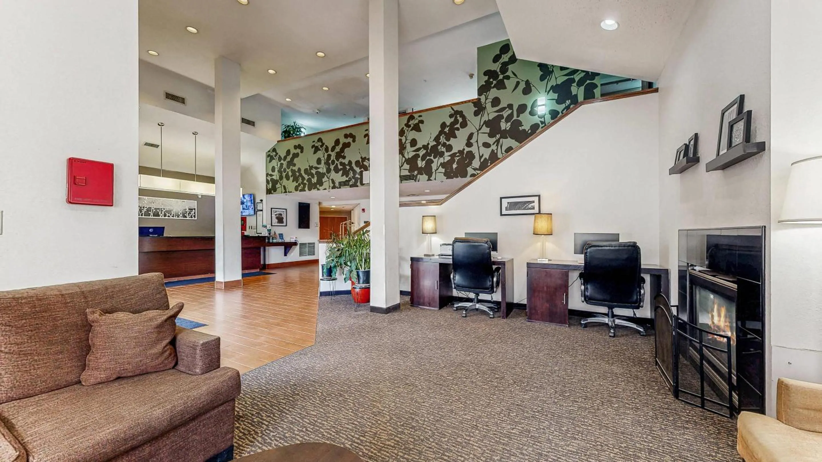 Lobby or reception in Sleep Inn & Suites Buffalo Airport