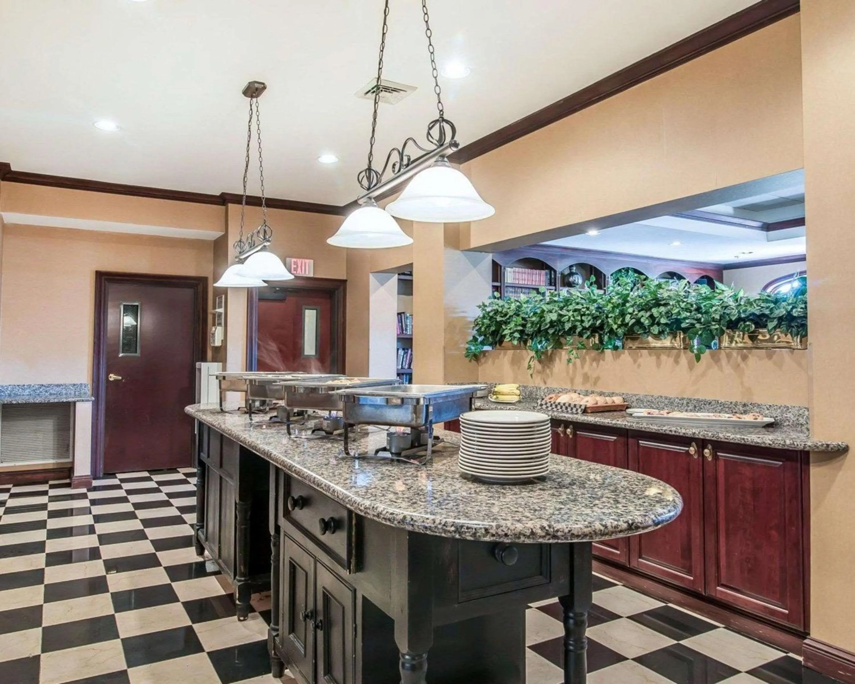 Restaurant/places to eat in The Marx Hotel - Downtown - University Area