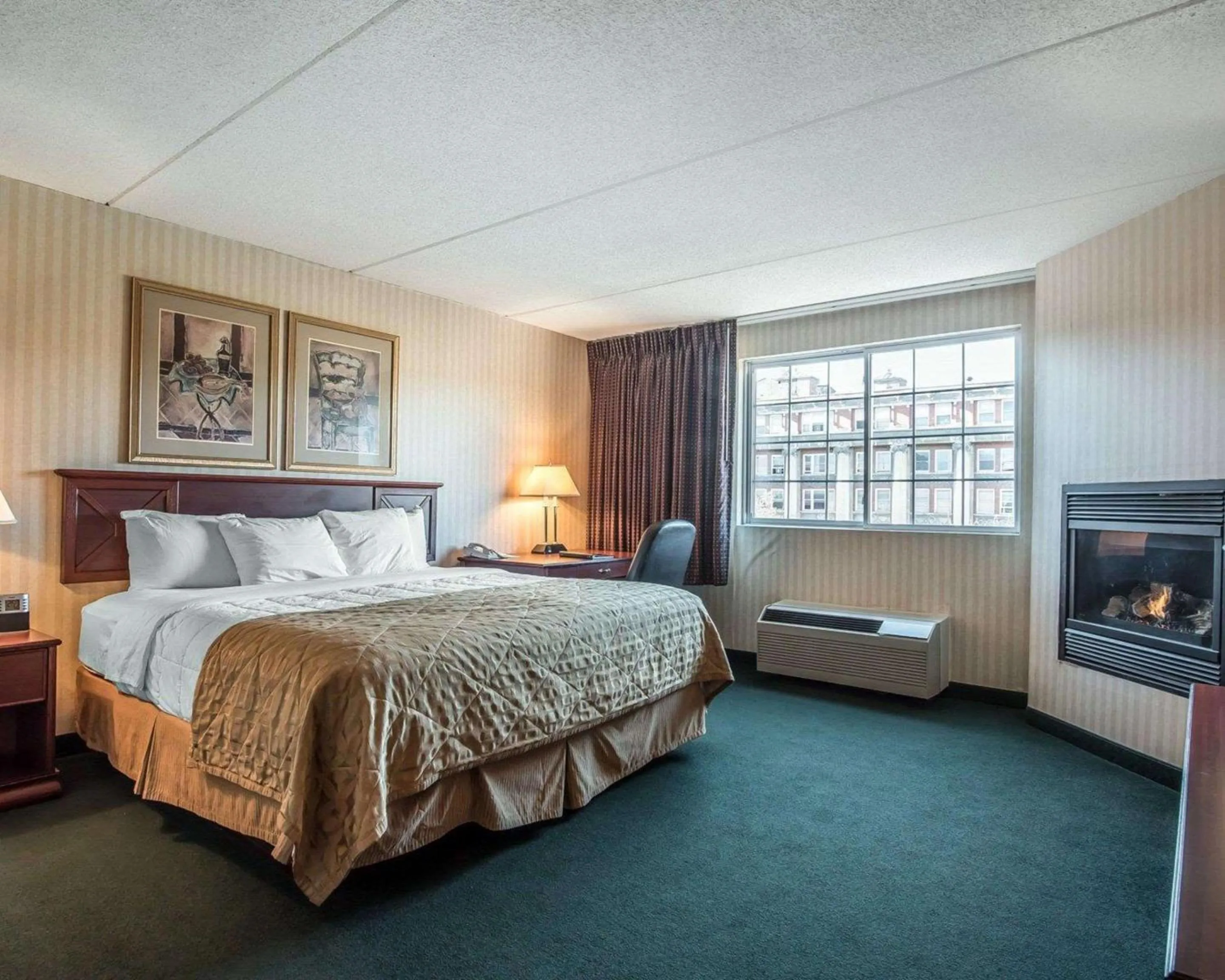 Photo of the whole room, Bed in The Marx Hotel - Downtown - University Area