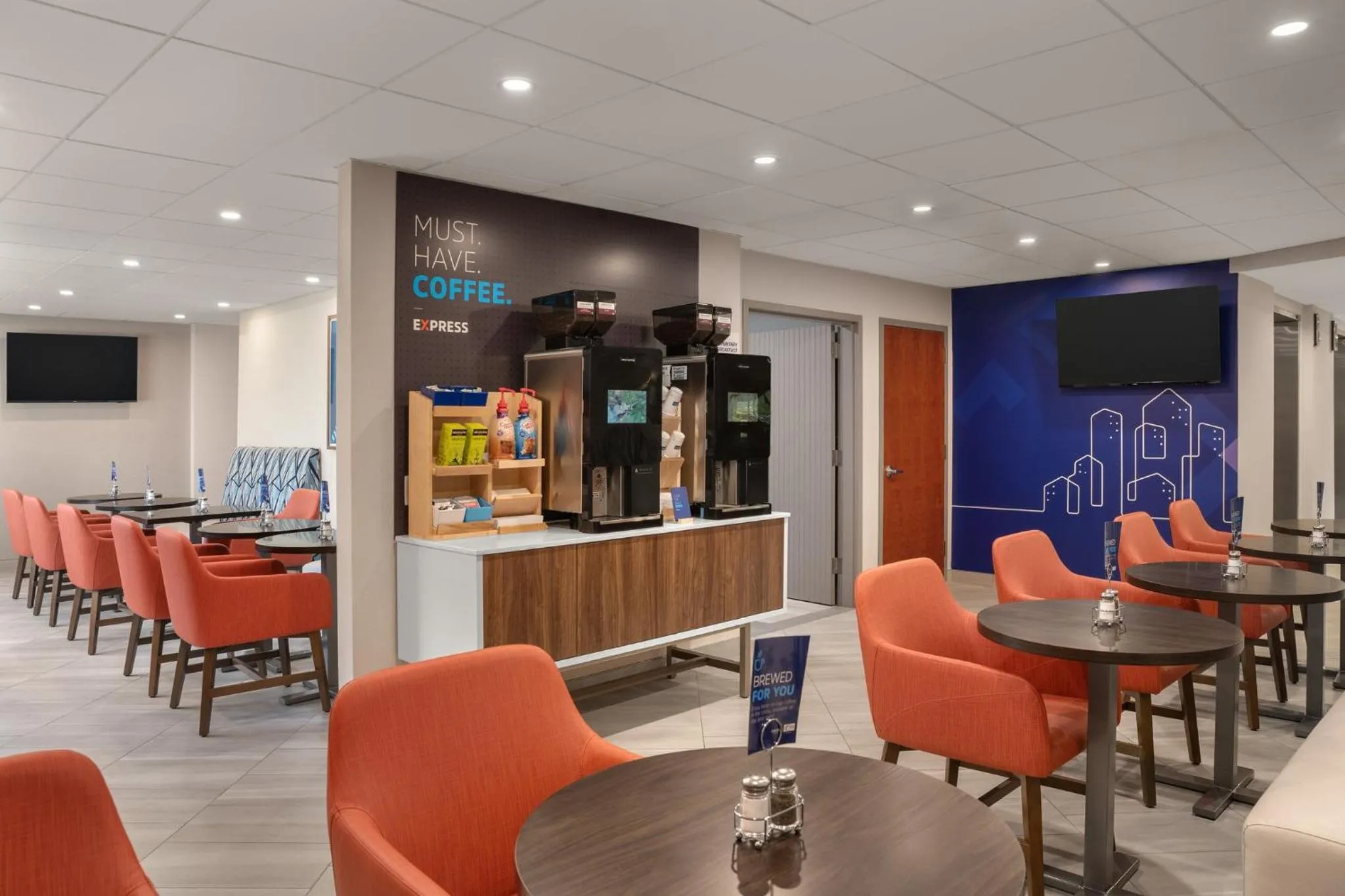 Breakfast in Holiday Inn Express & Suites Hawthorne - Elmsford North by IHG