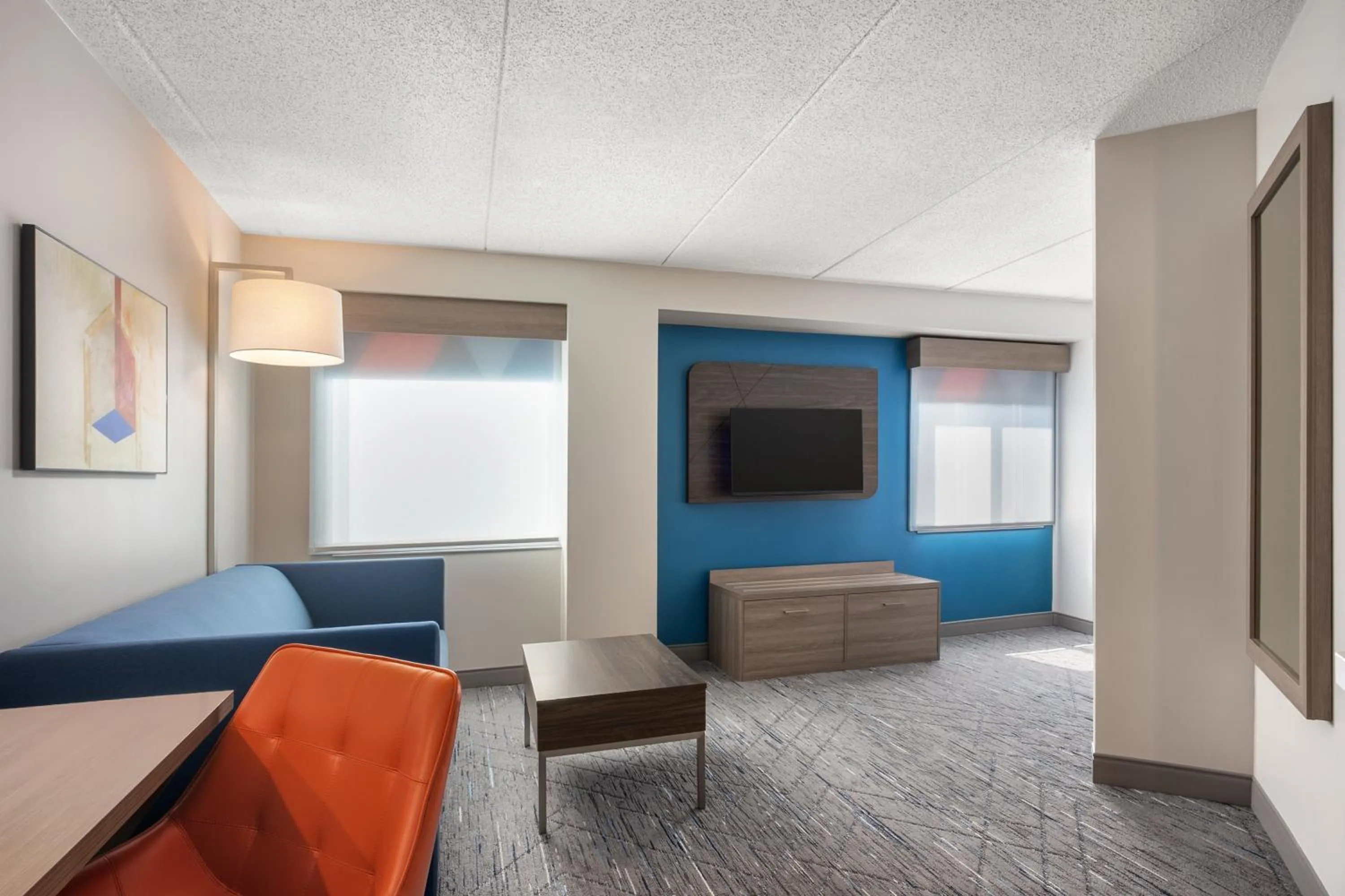 Photo of the whole room in Holiday Inn Express & Suites Hawthorne - Elmsford North by IHG