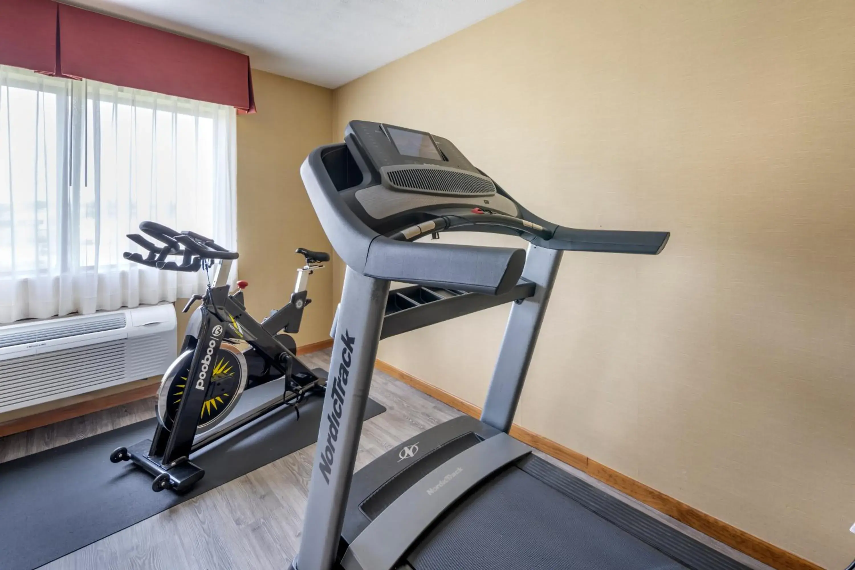 Fitness centre/facilities in Quality Inn Greenville North Fitness centre/facilities in Quality Inn Greenville North