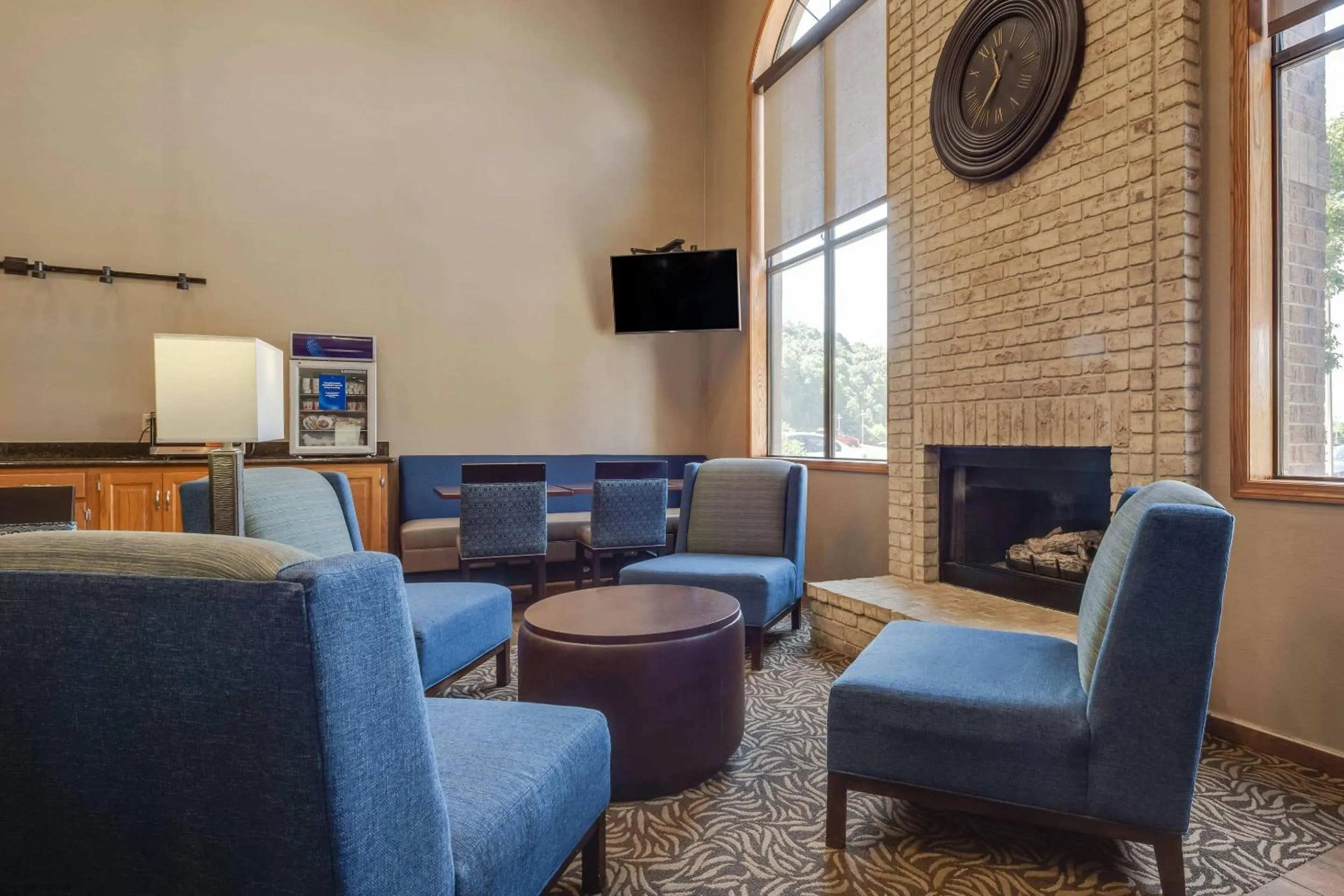 Lobby or reception in Comfort Inn Millersburg