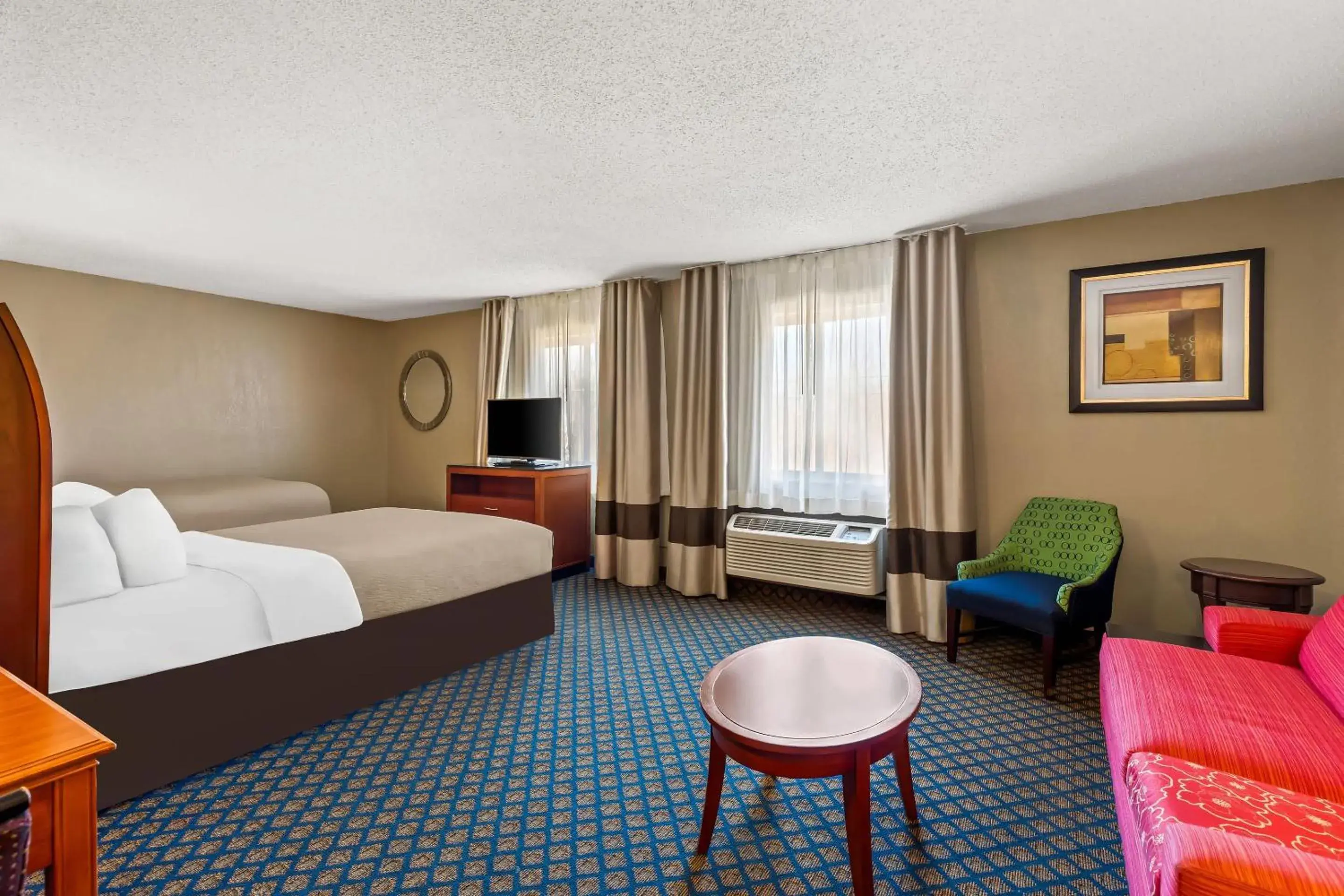 Bedroom, Bed in Quality Inn & Suites Bedroom, Bed in Quality Inn & Suites