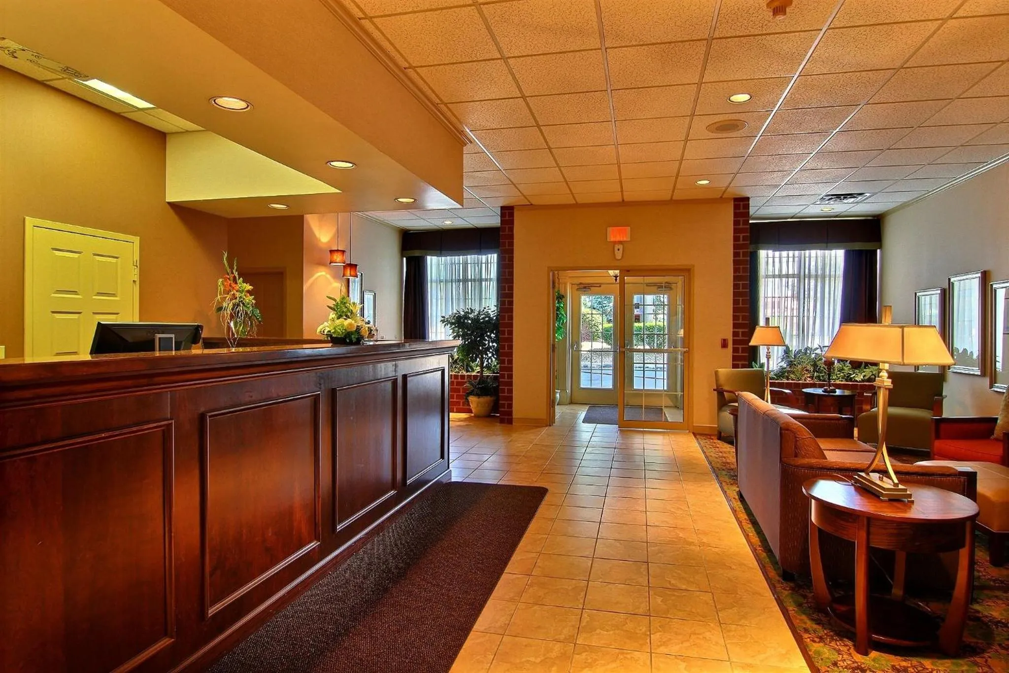Property building, Lobby/Reception in Quality Inn & Suites Mansfield
