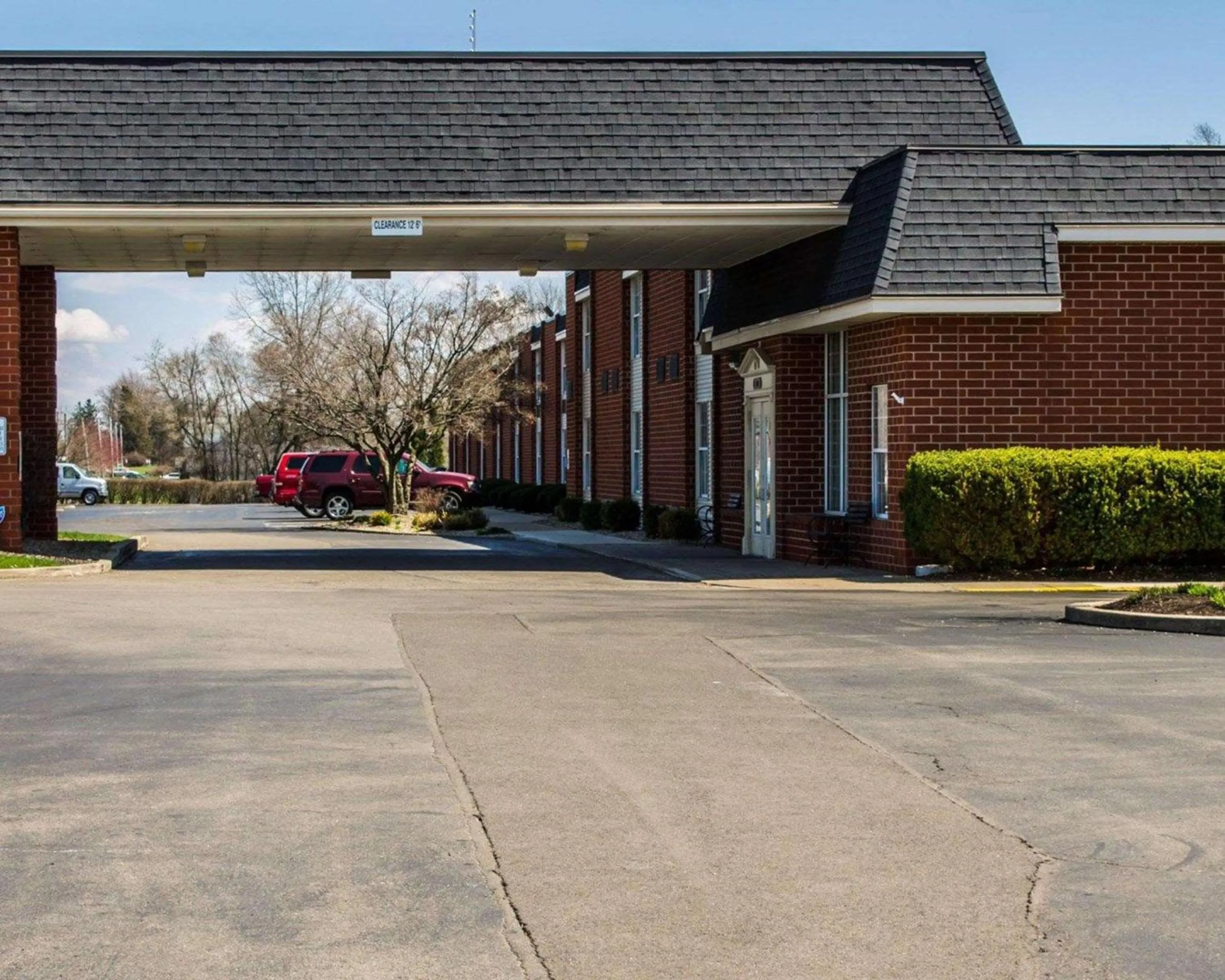 Property Building in Quality Inn & Suites Mansfield