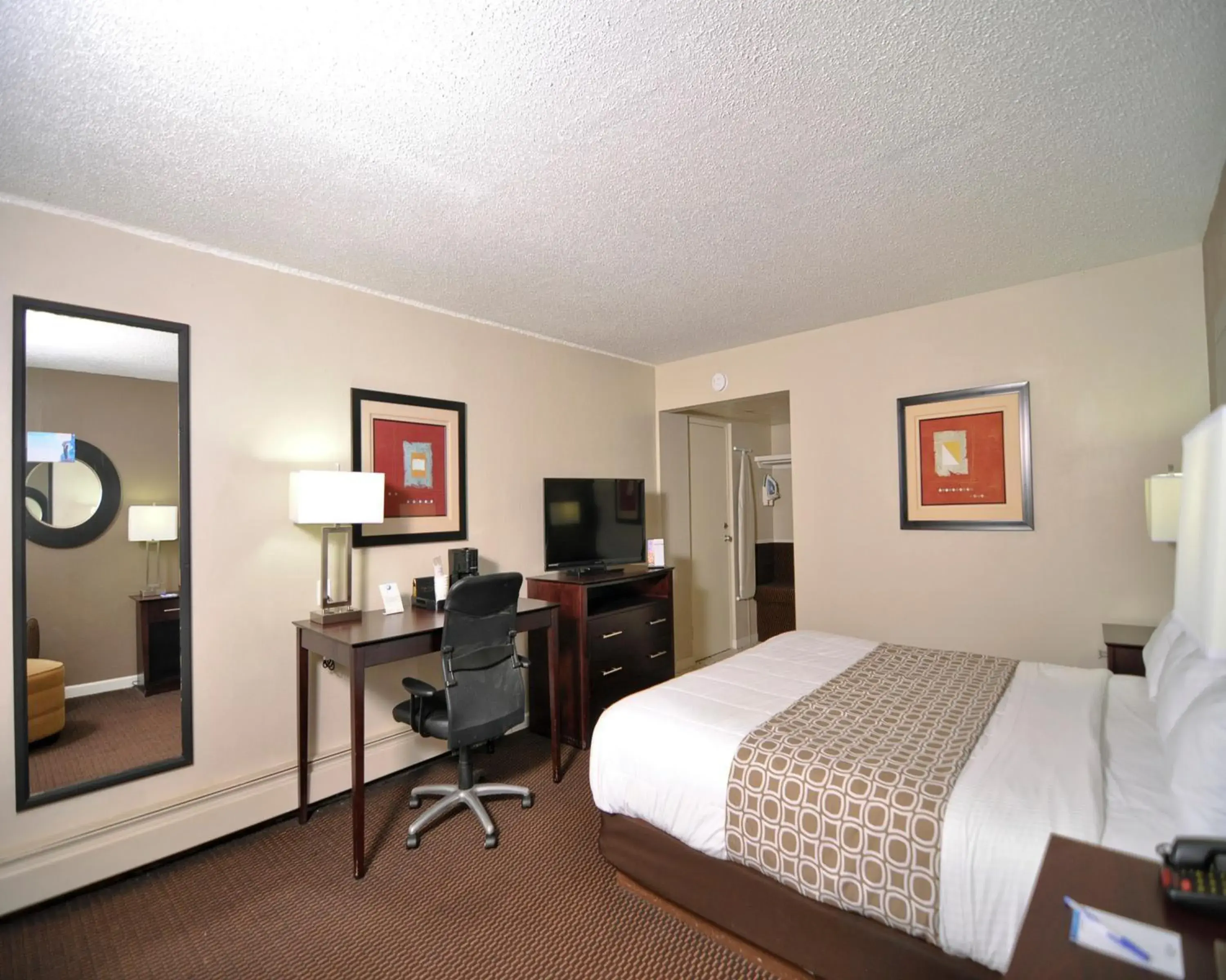 Bedroom, Bed in Baymont by Wyndham Sandusky Bedroom, Bed in Baymont by Wyndham Sandusky