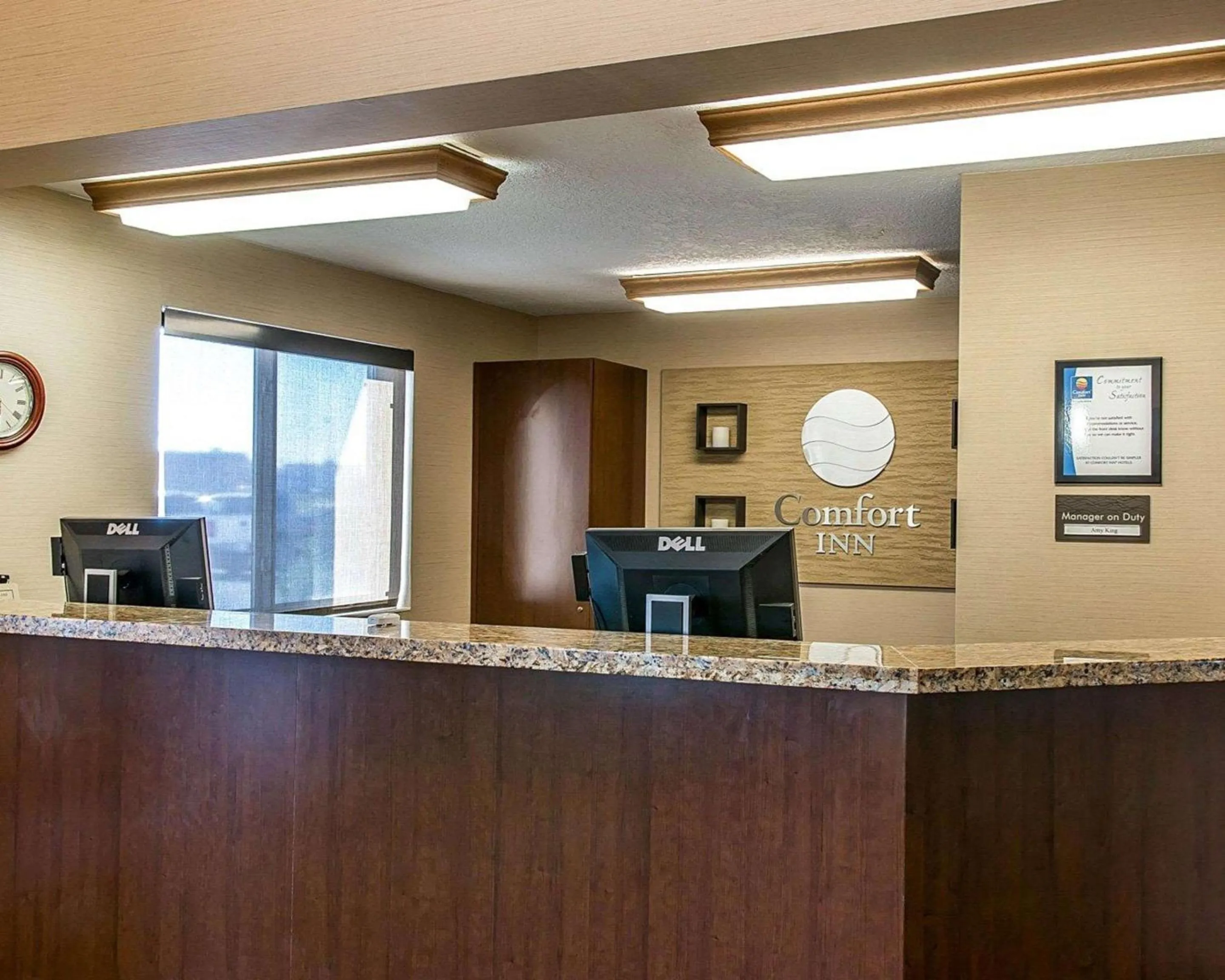 Lobby or reception in Bluffton Inn & Suites