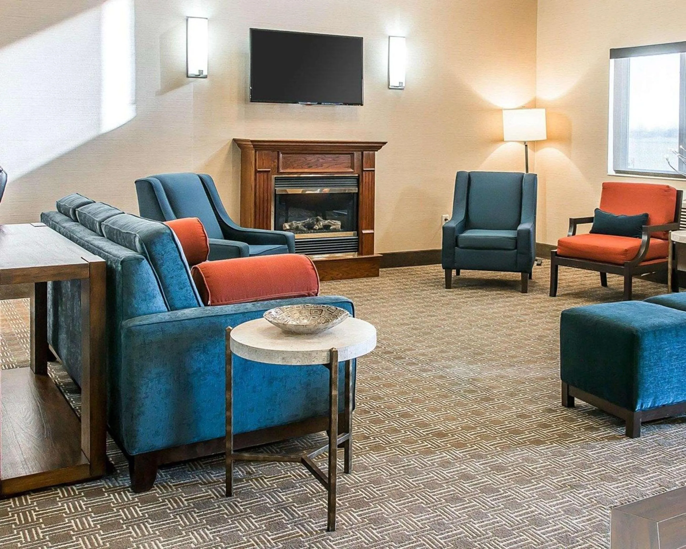 Lobby or reception in Bluffton Inn & Suites