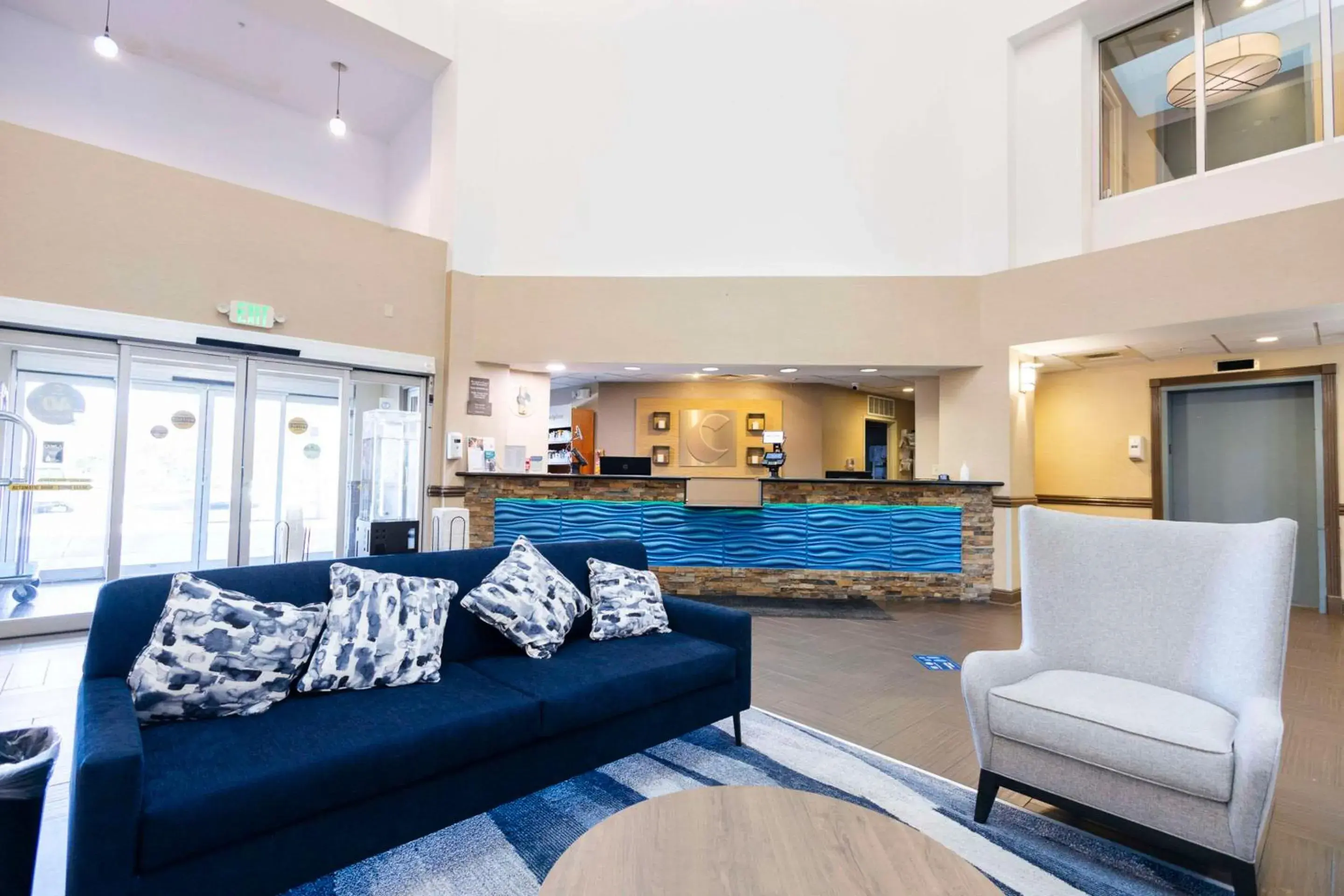 Lobby or reception in Comfort Suites Lobby or reception in Comfort Suites