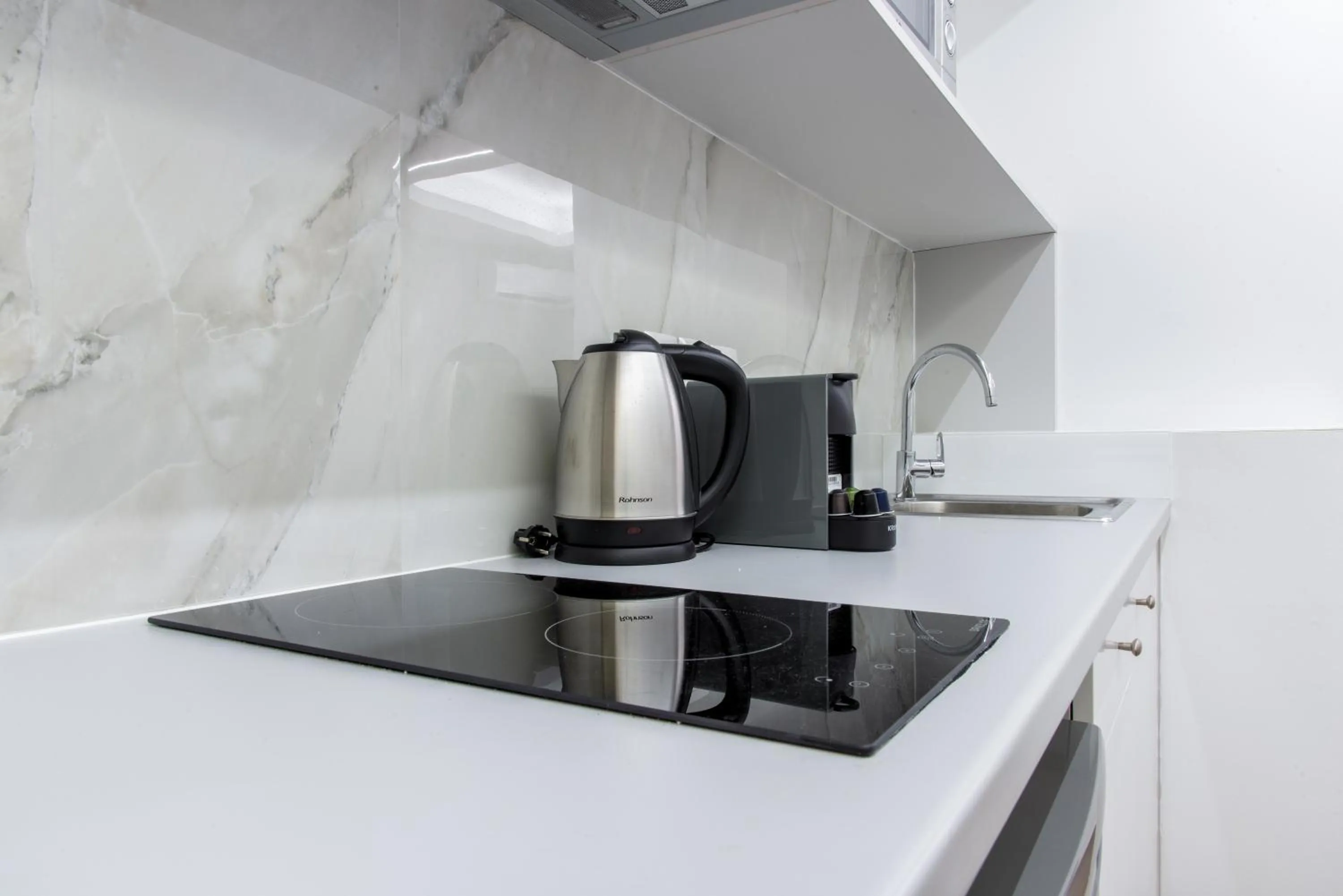 Coffee/tea facilities in My Athens Place