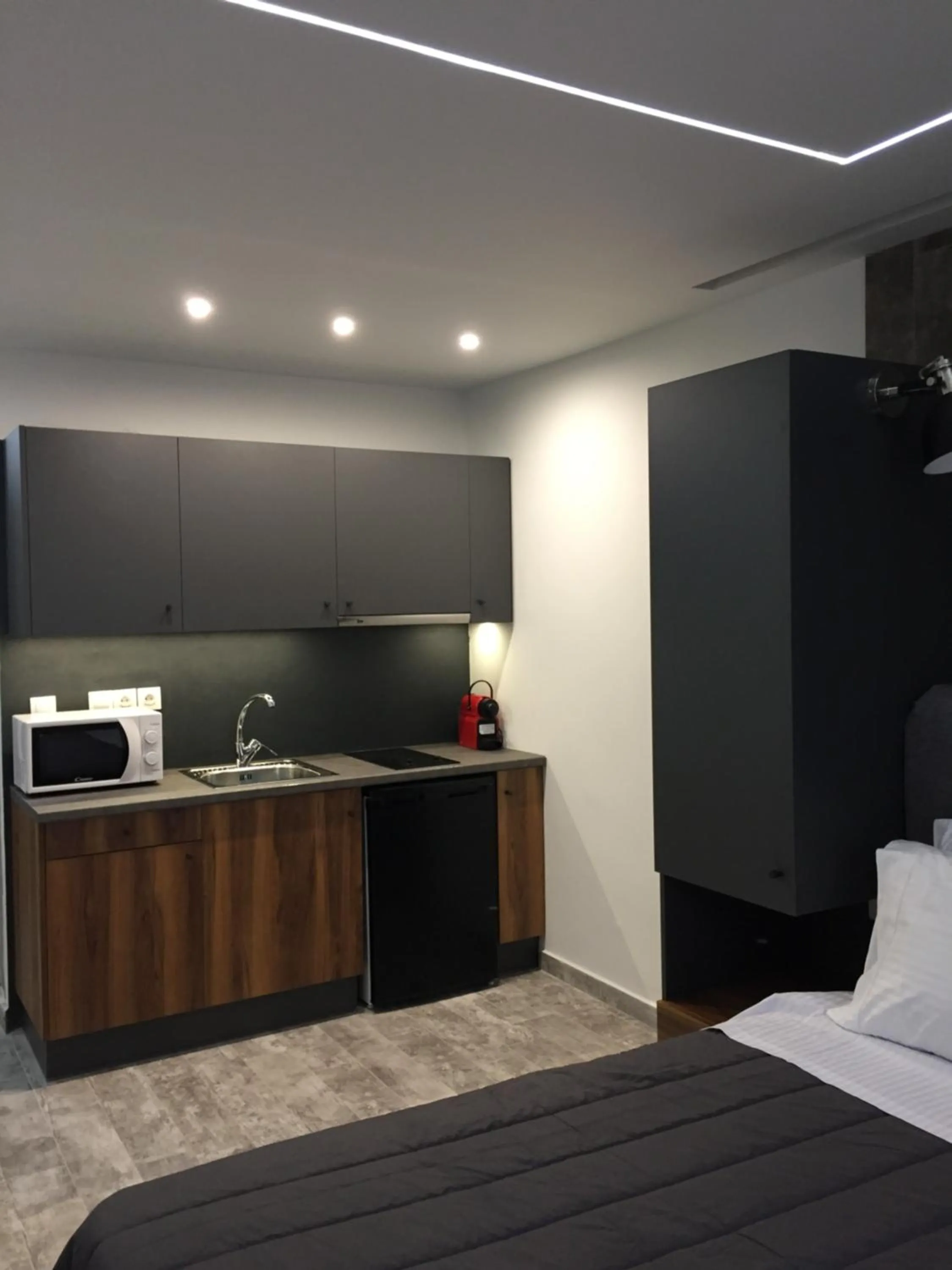 Coffee/tea facilities, Bed in My Athens Place