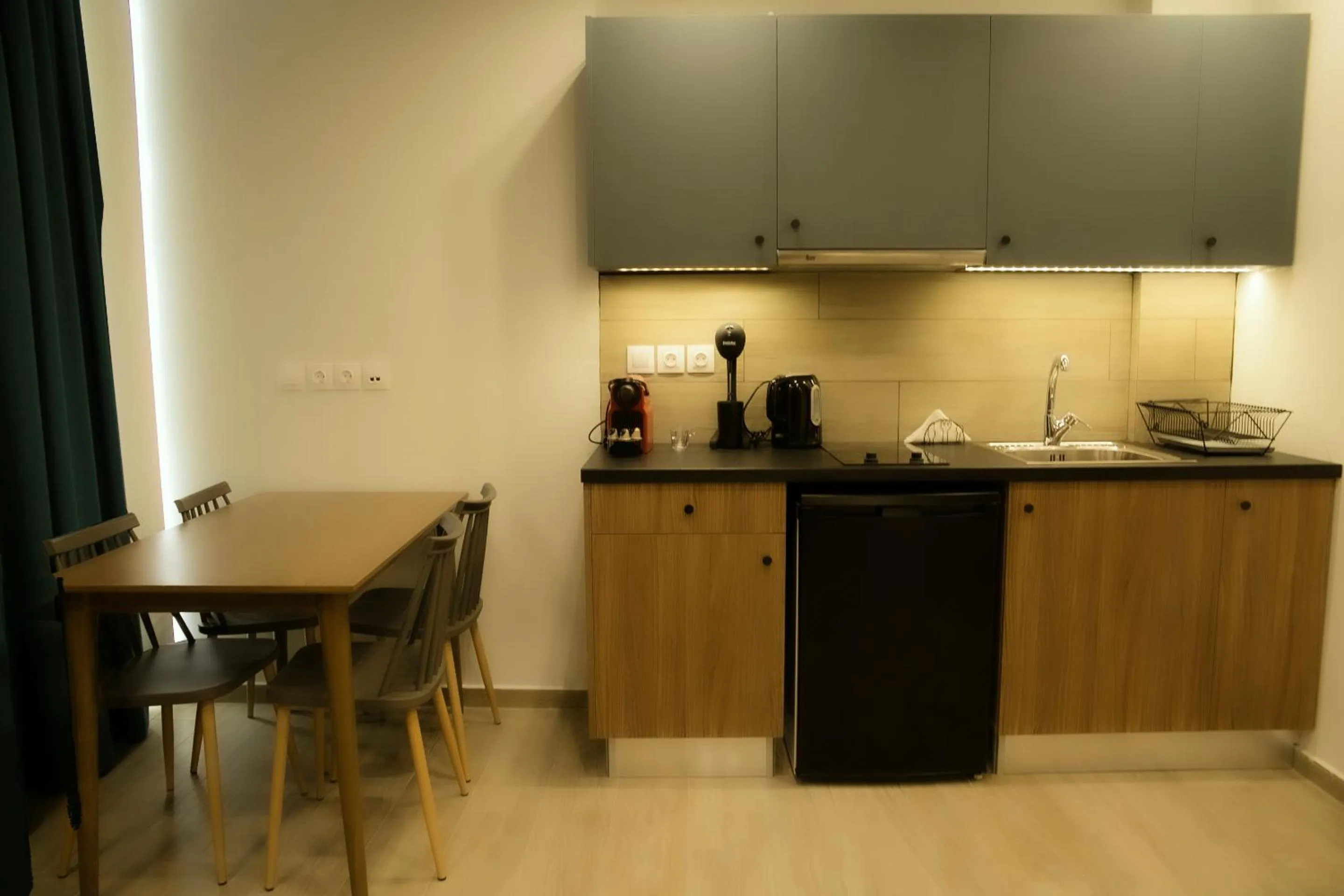 Coffee/tea facilities in My Athens Place