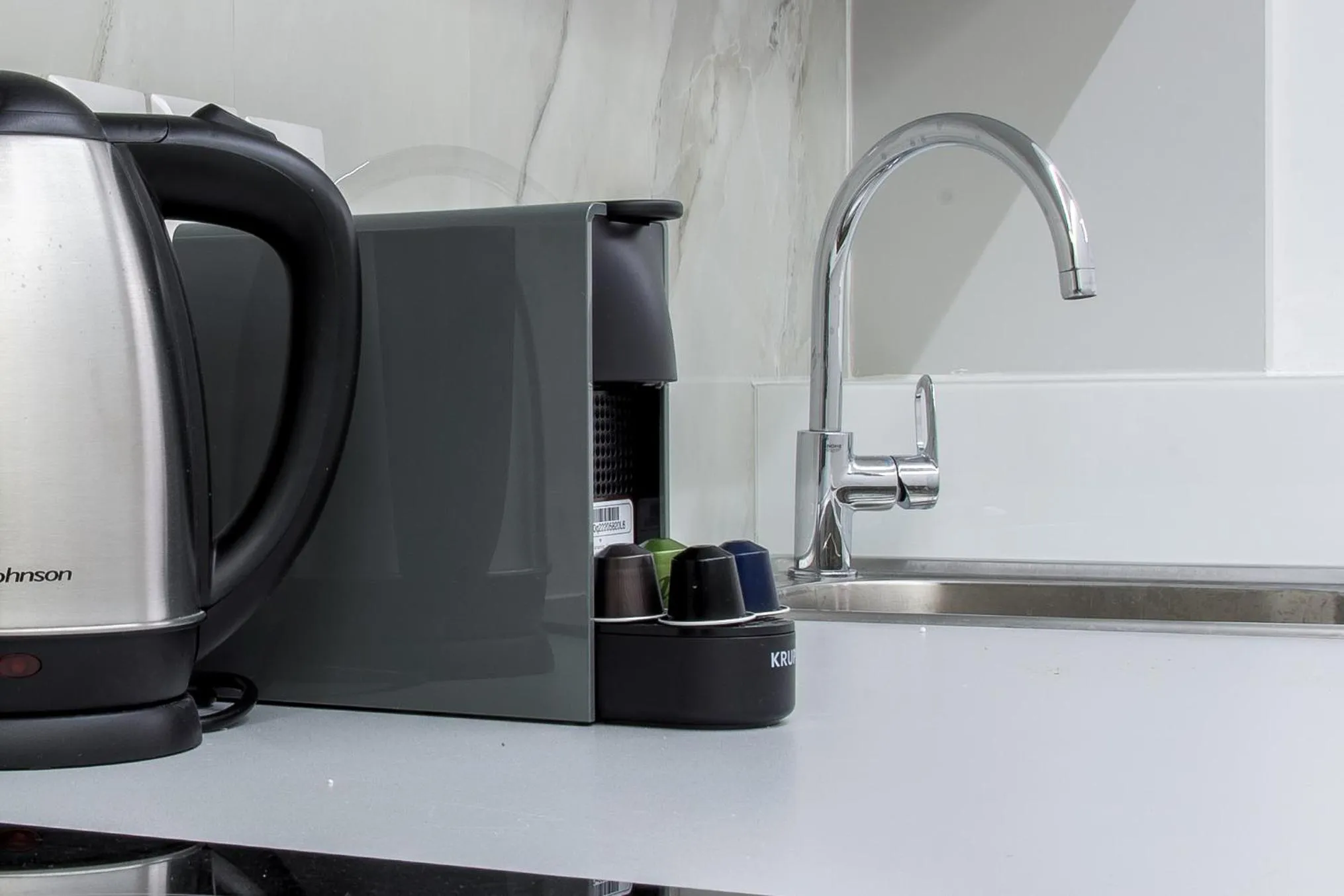 Coffee/tea facilities in My Athens Place