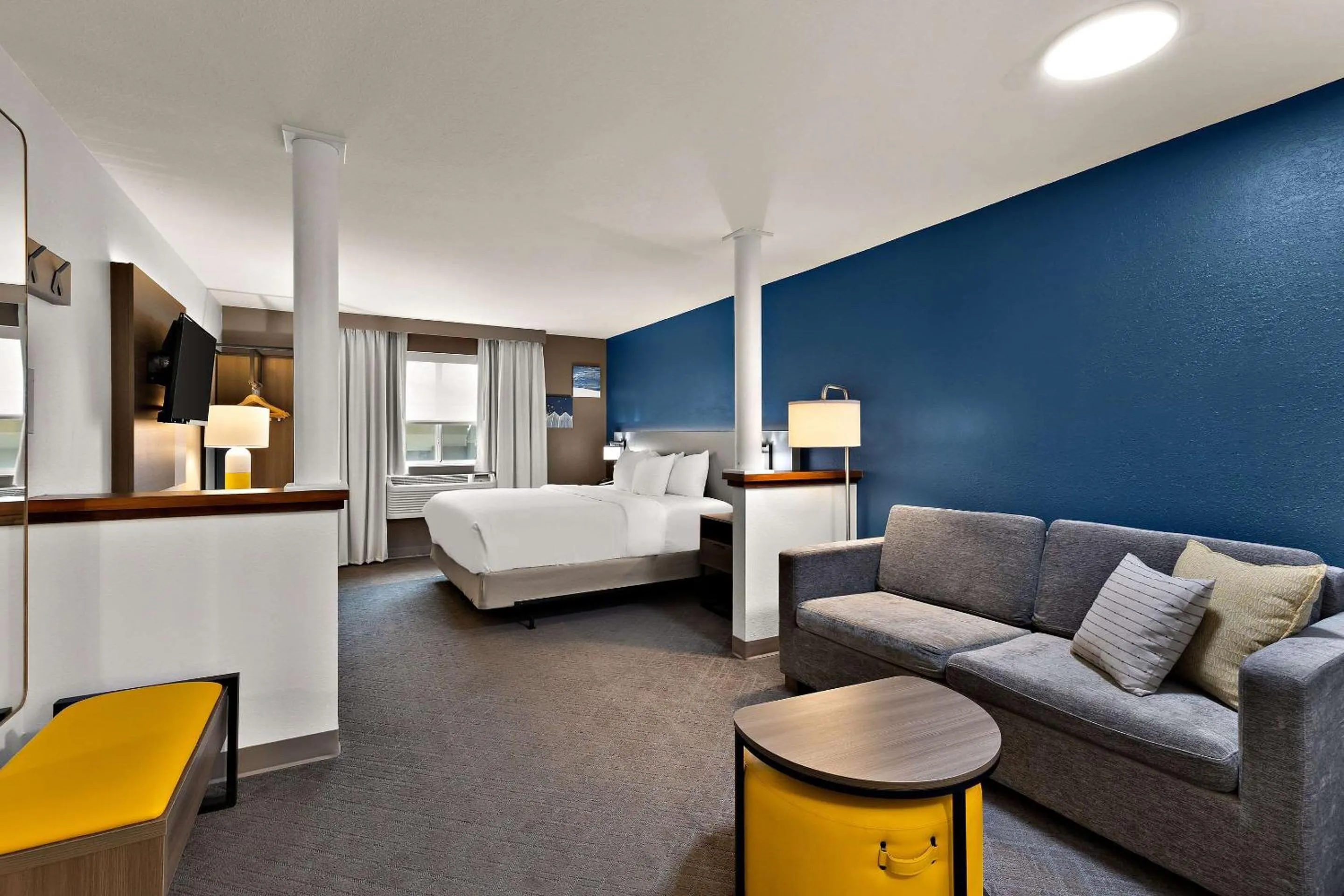 Bedroom, Bed in Comfort Inn & Suites Fremont