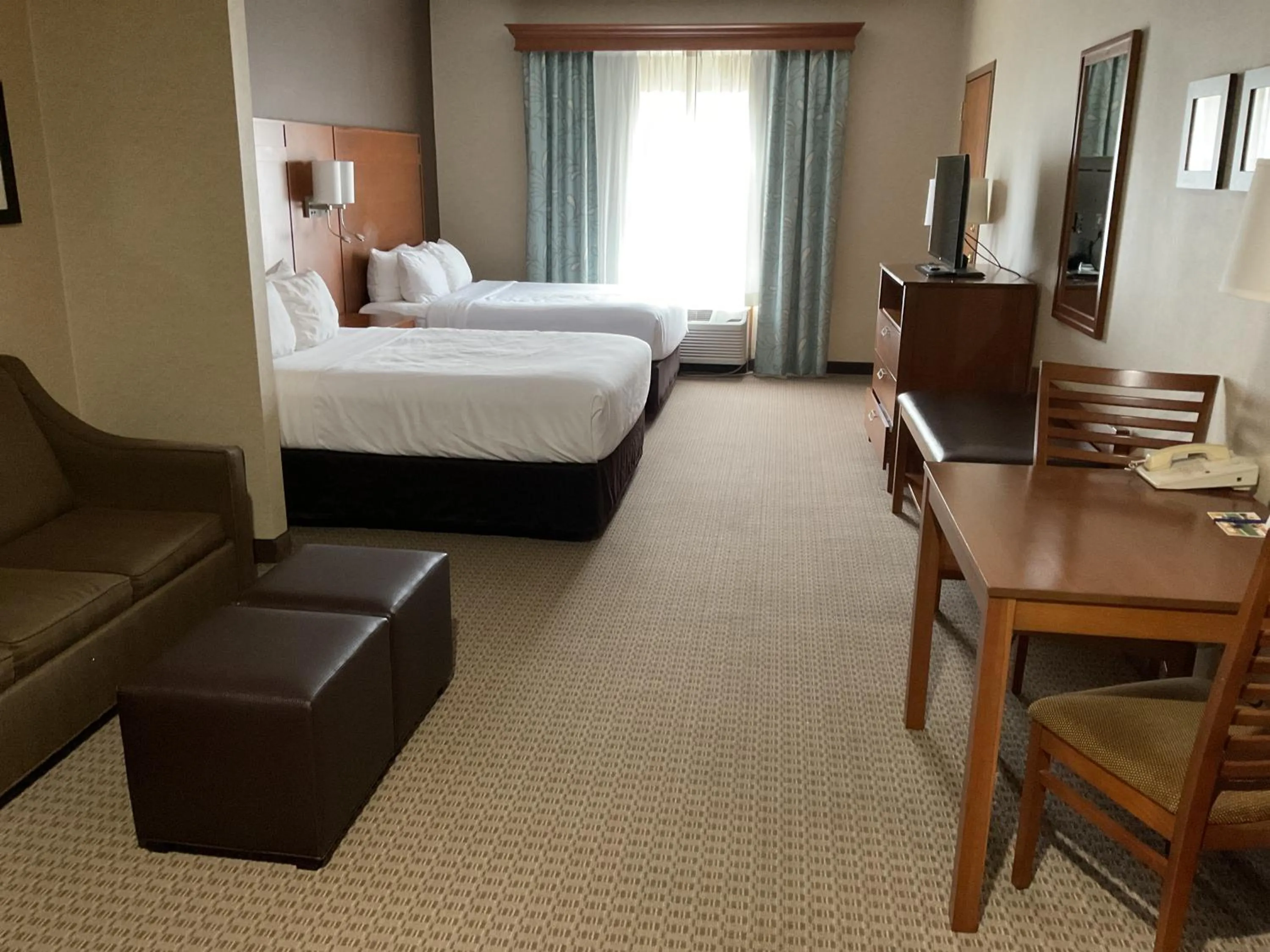 Bed in Comfort Suites Hotel and Conference Center