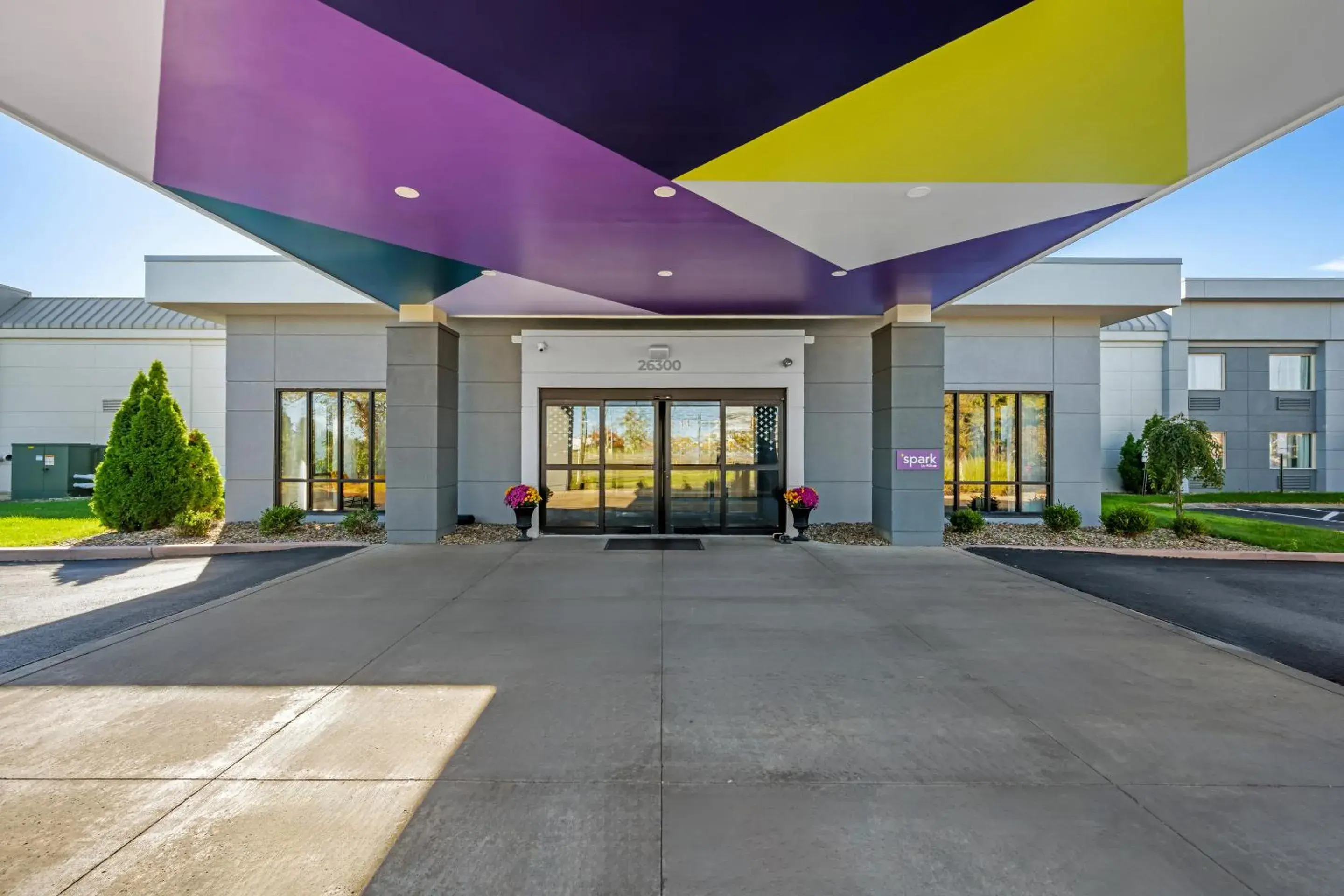 Property building in Spark By Hilton Cleveland Beachwood Property building in Spark By Hilton Cleveland Beachwood