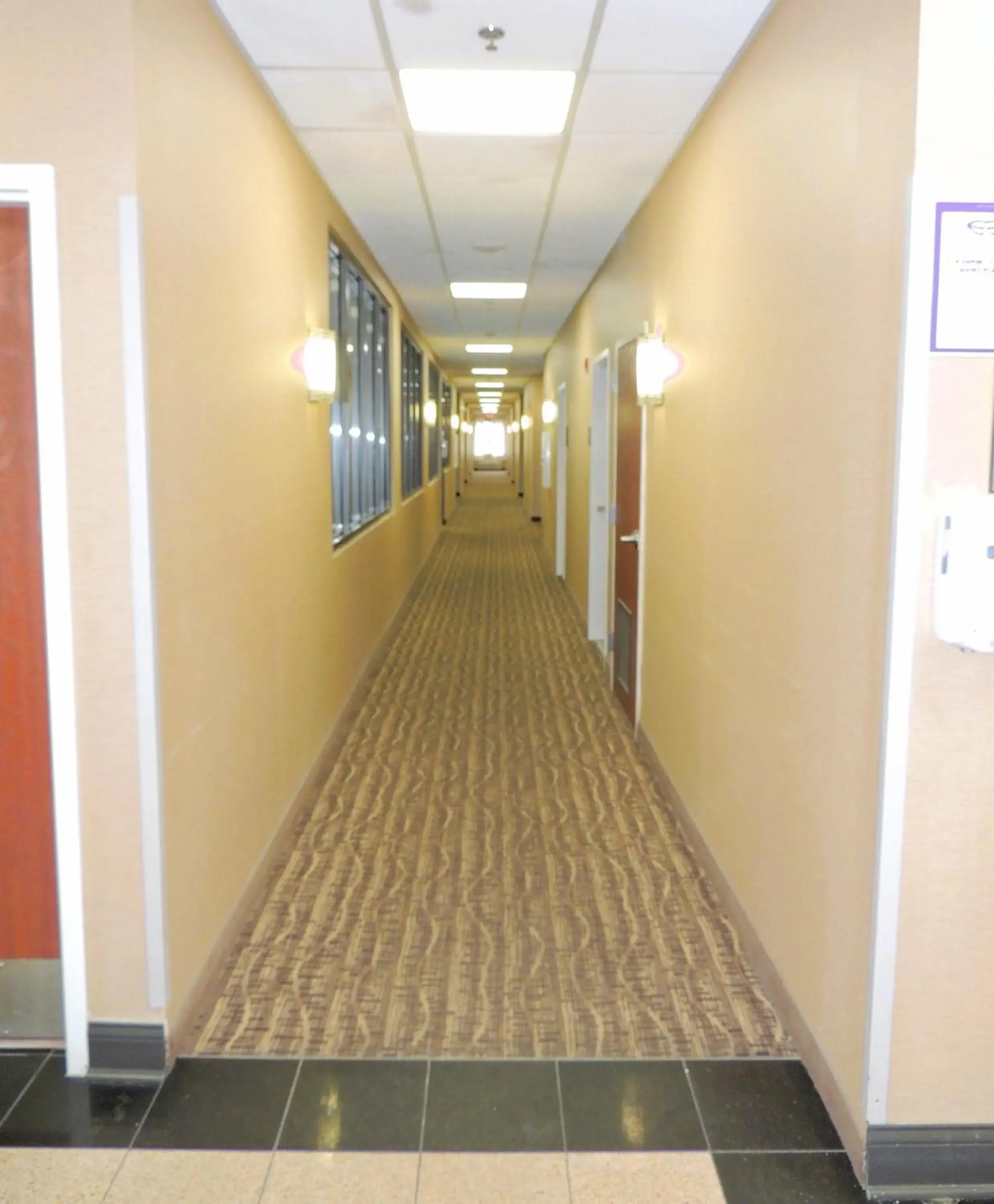 Lobby or reception in Comfort Suites Twinsburg Lobby or reception in Comfort Suites Twinsburg