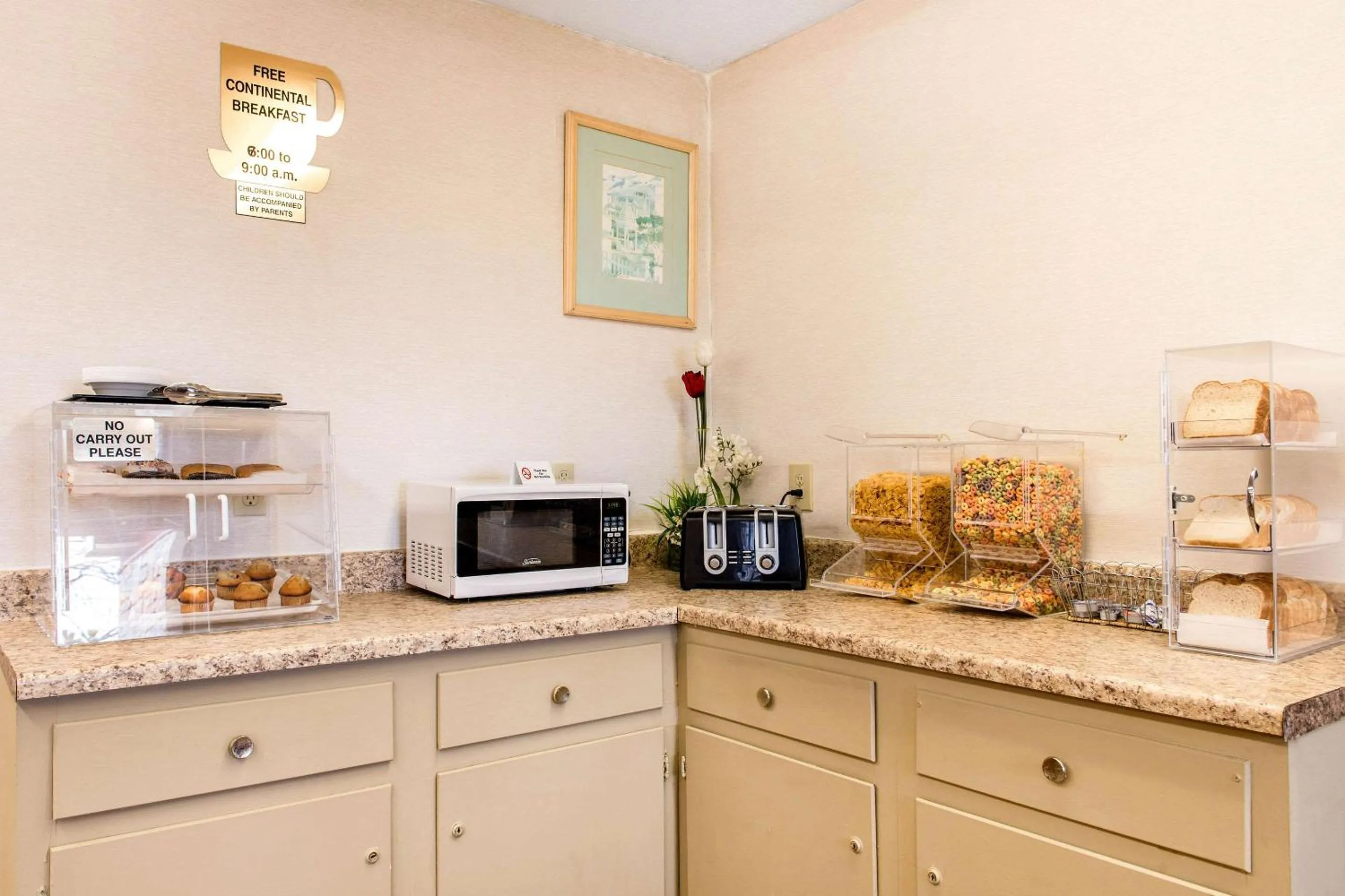 Restaurant/places to eat in Econo Lodge