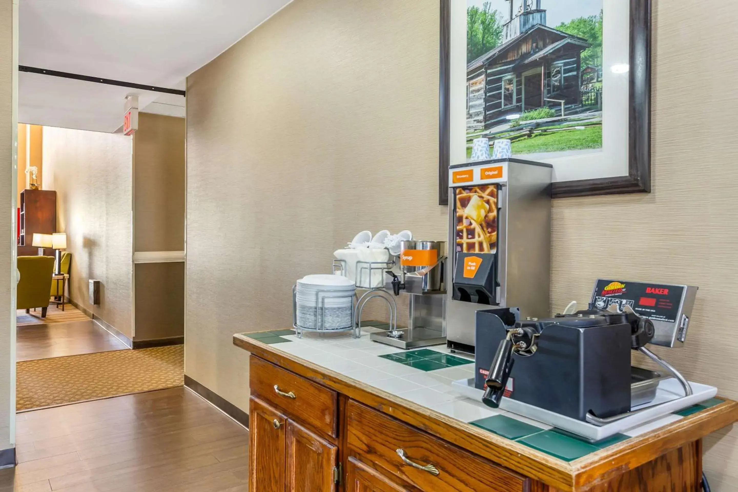 Breakfast in Comfort Suites South Point - Huntington Breakfast in Comfort Suites South Point - Huntington