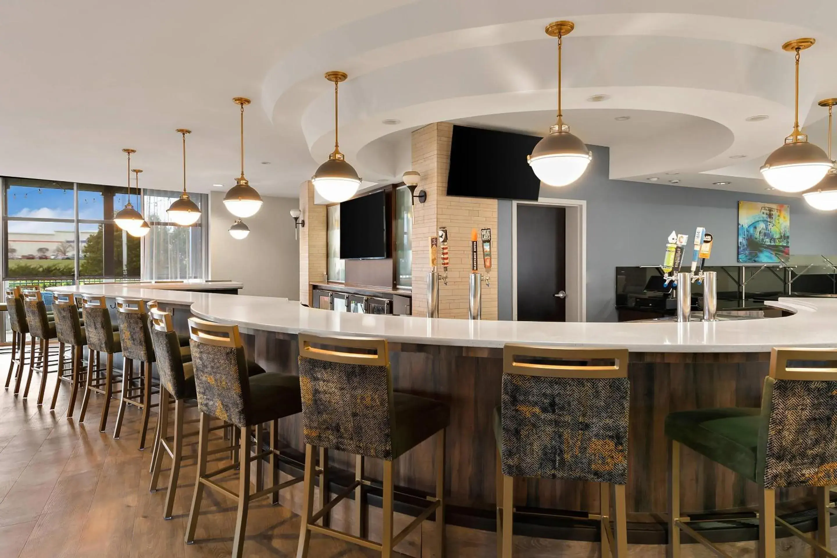 Lounge or bar in Cambria Hotel Columbus - Polaris Lounge or bar in Cambria Hotel Columbus - Polaris