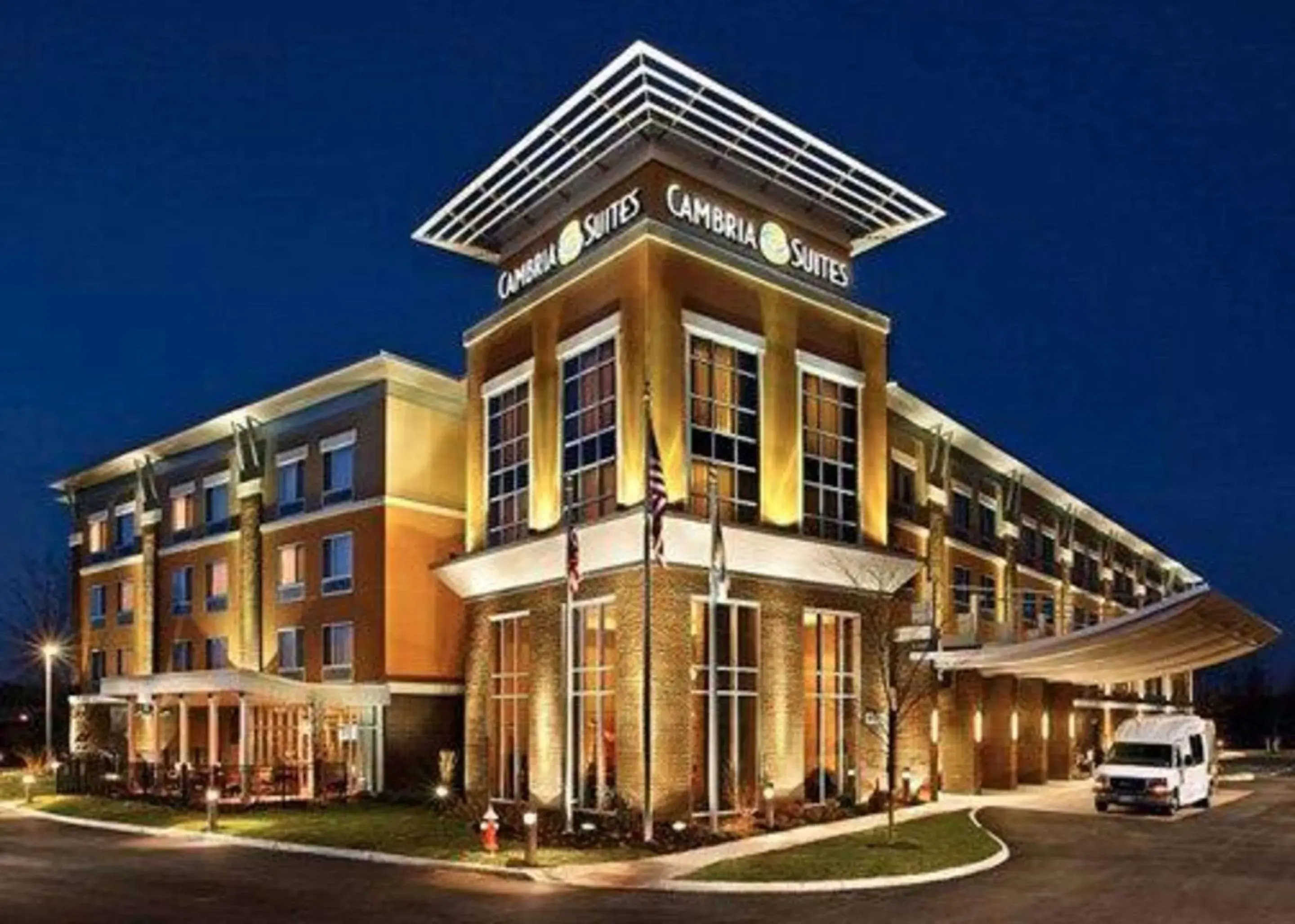 Property building in Cambria Hotel Columbus - Polaris Property building in Cambria Hotel Columbus - Polaris