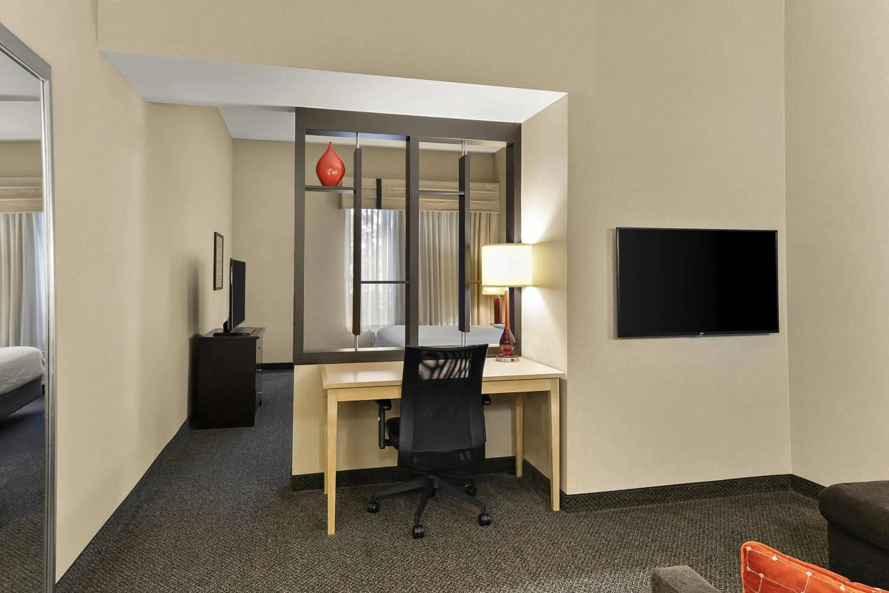 Bedroom in Cambria Hotel Columbus - Polaris