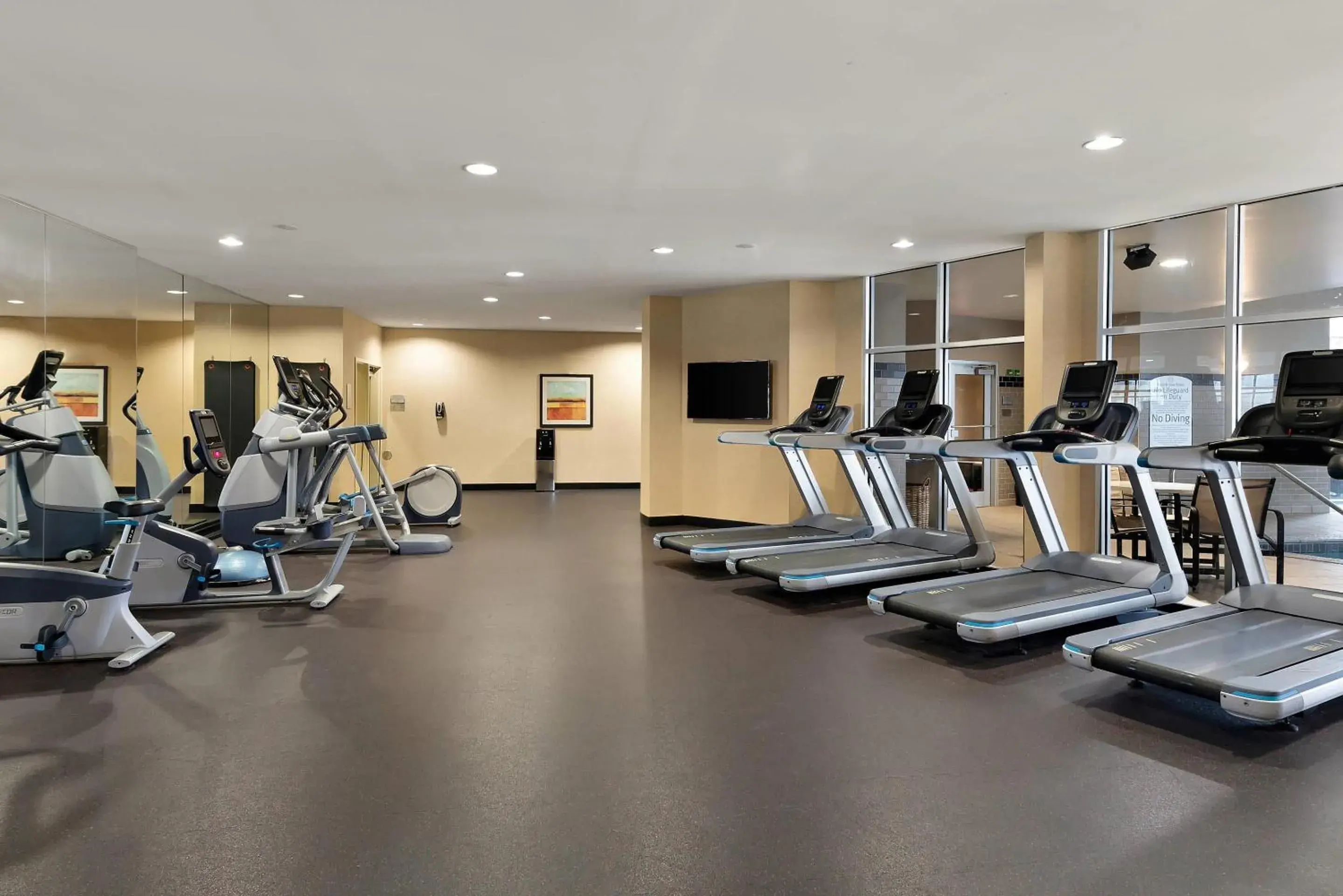 Fitness centre/facilities in Cambria Hotel Columbus - Polaris Fitness centre/facilities in Cambria Hotel Columbus - Polaris