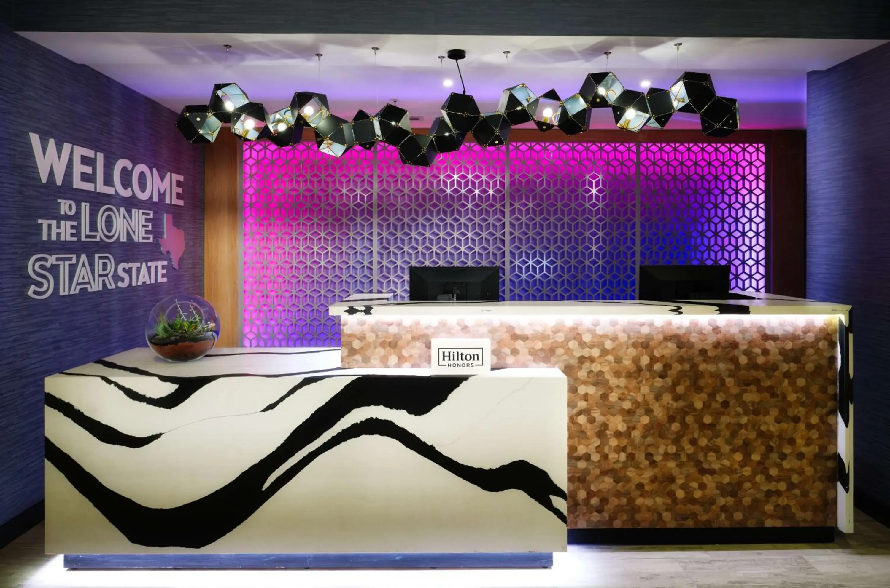 Lobby or reception in Hampton Inn & Suites Dallas-DFW Airport Hurst Lobby or reception in Hampton Inn & Suites Dallas-DFW Airport Hurst