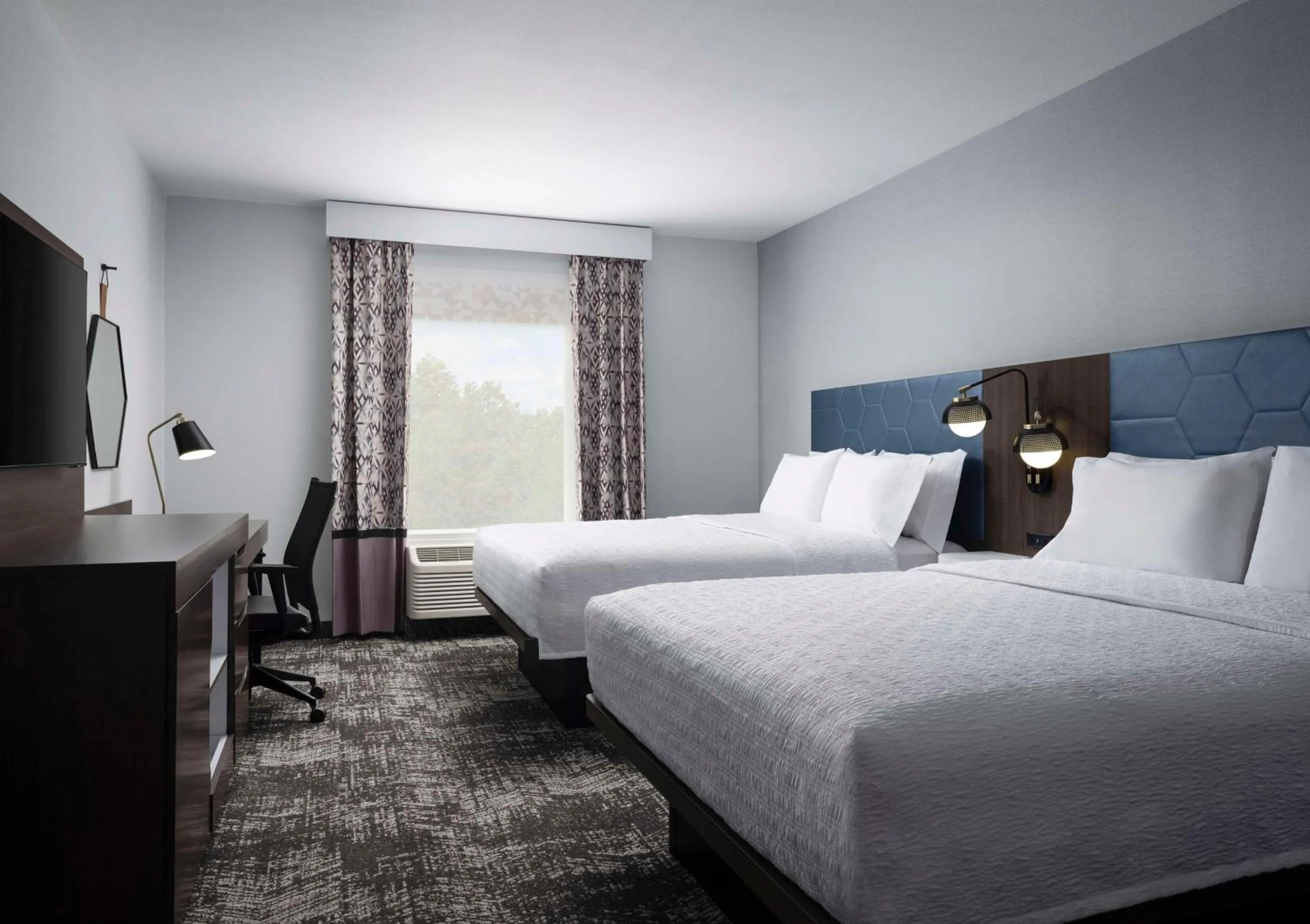 Bed in Hampton Inn & Suites Dallas-DFW Airport Hurst