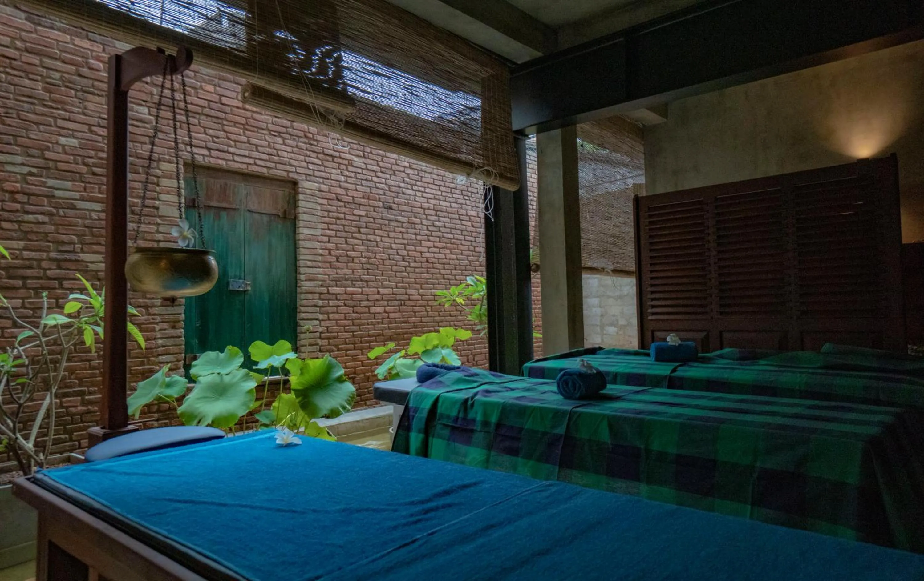 Massage, Bed in Ayur Ayur Resort & Ayurveda Retreat