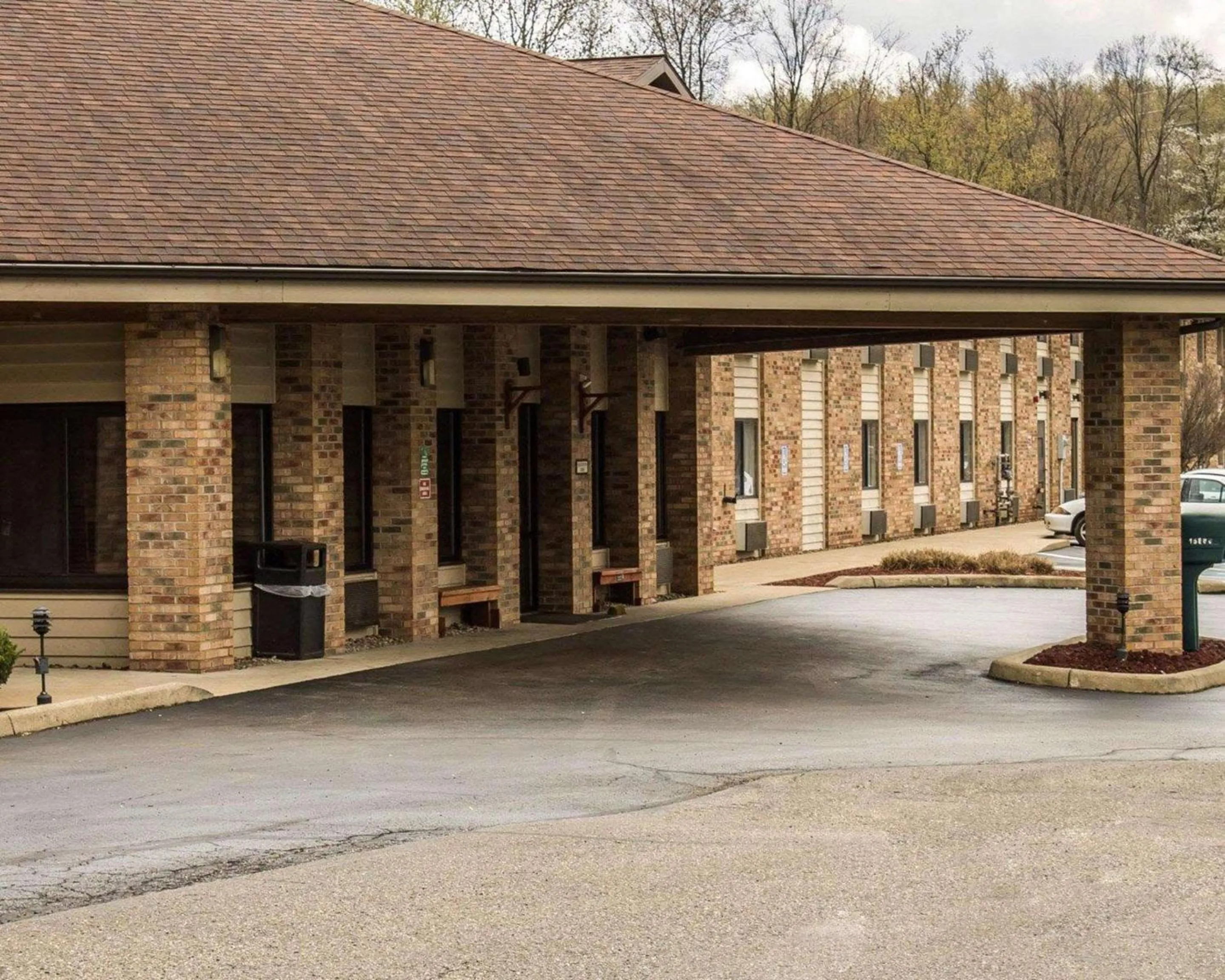 Property building in Quality Inn