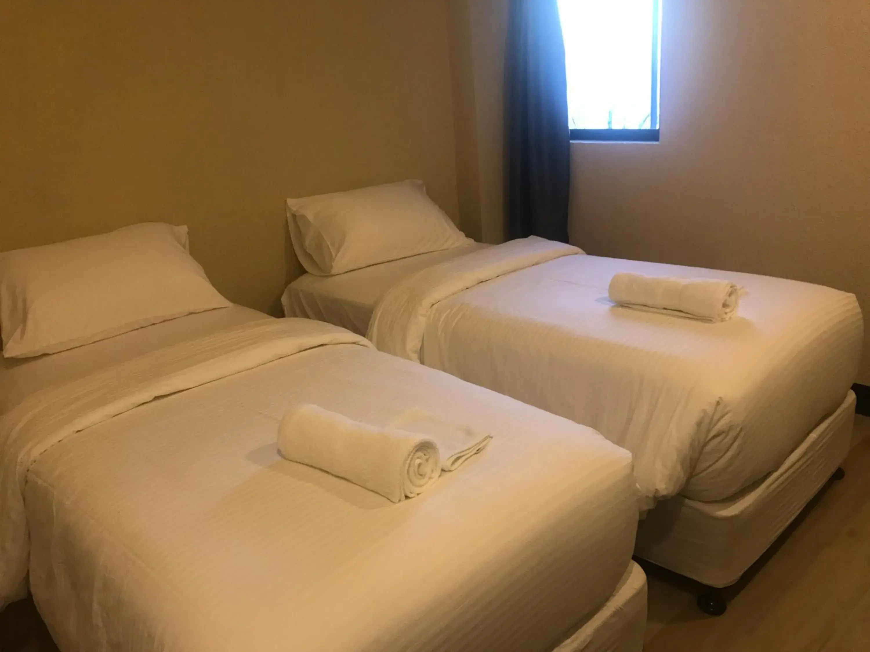 Bed in Babylon Oslob Coast Guesthouse Bed in Babylon Oslob Coast Guesthouse