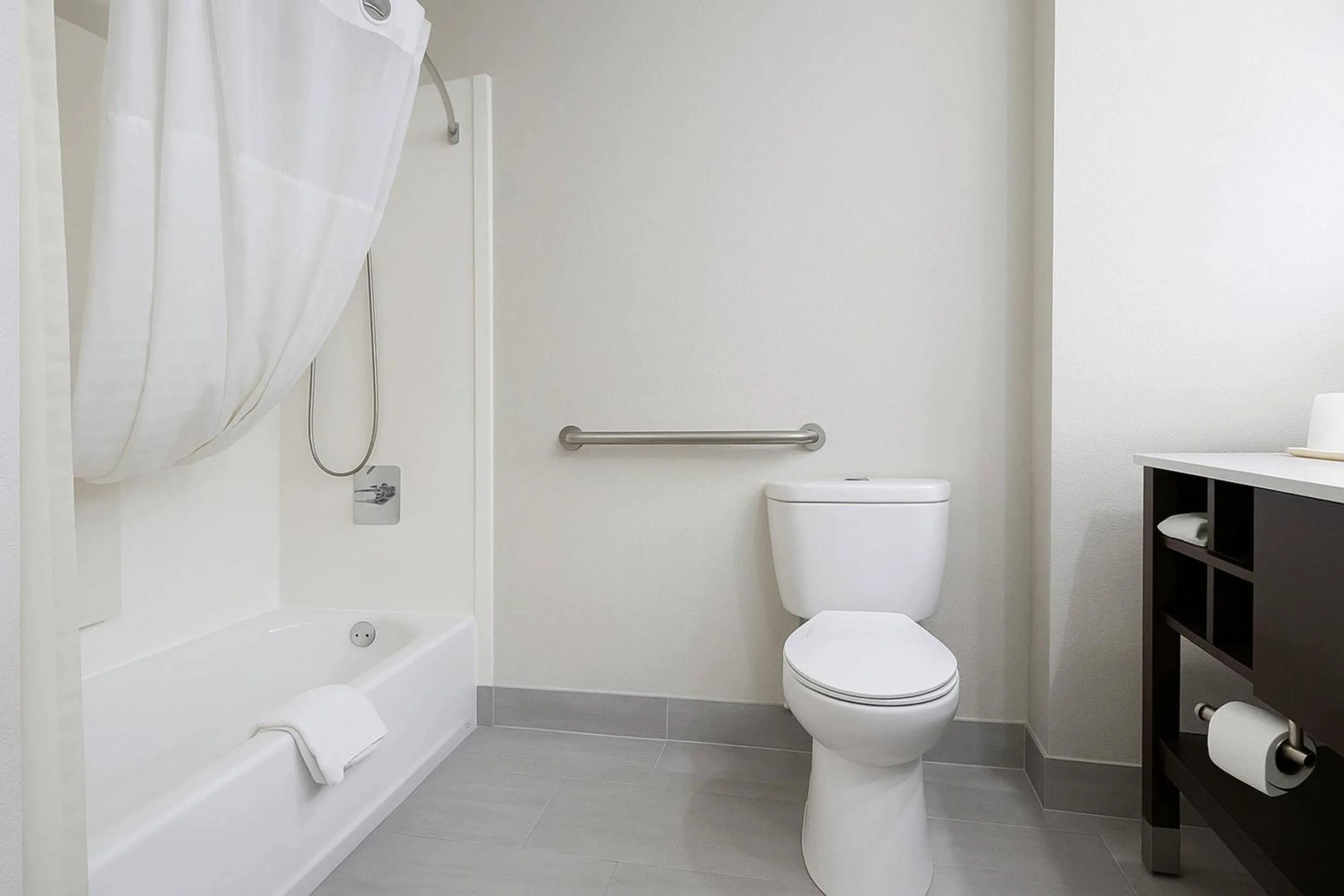 Bedroom in Quality Inn & Suites Circleville