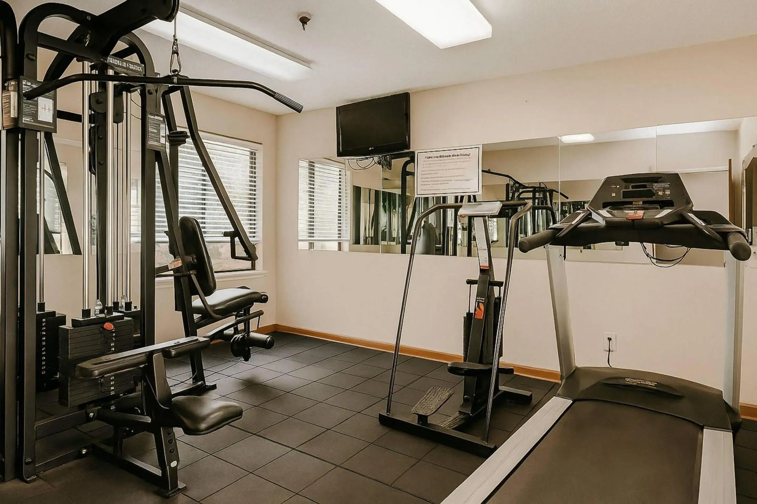 Fitness centre/facilities in Quality Inn & Suites Circleville Fitness centre/facilities in Quality Inn & Suites Circleville