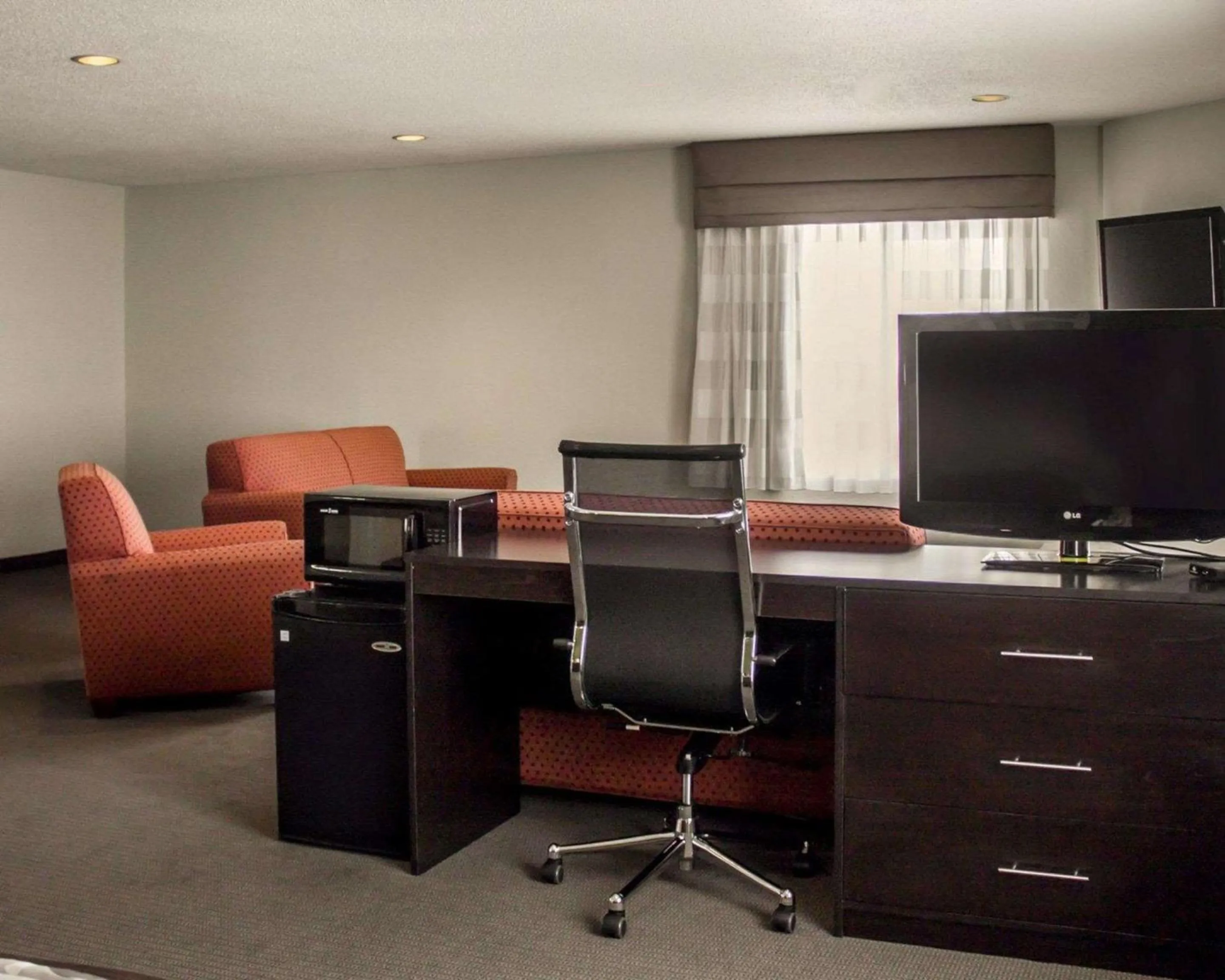 Bedroom in Sleep Inn Sandusky