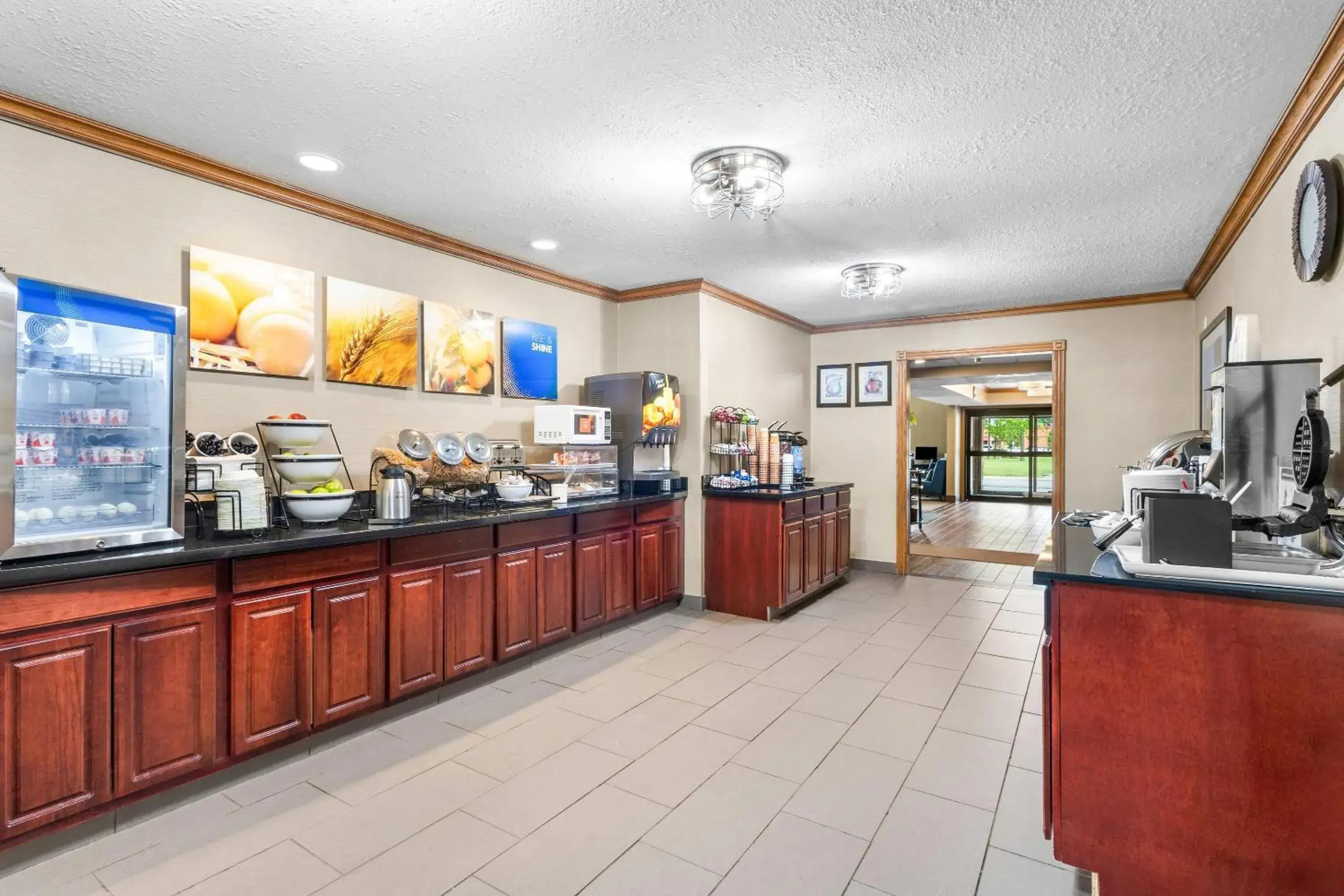 Breakfast in Comfort Inn Van Wert Breakfast in Comfort Inn Van Wert